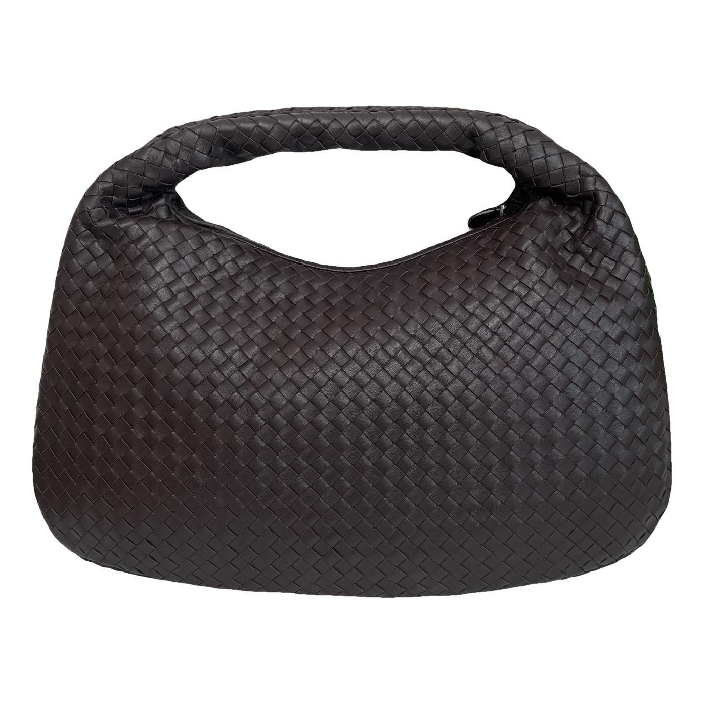 Veneta leather handbag