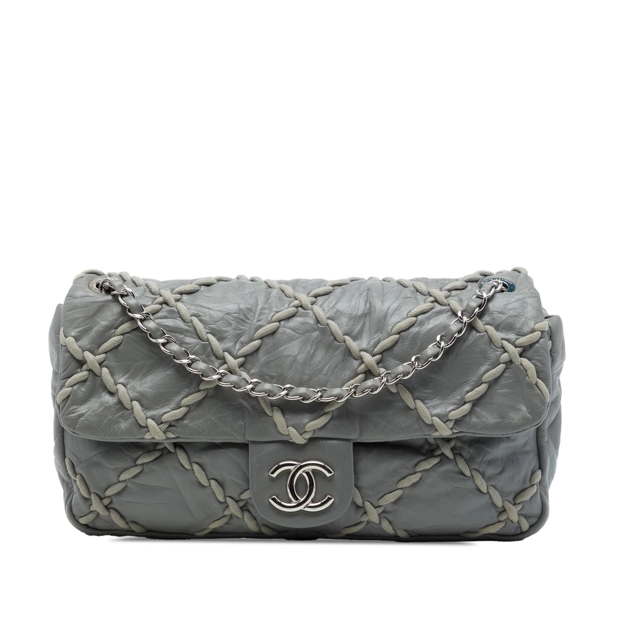 Timeless/Classique leather handbag