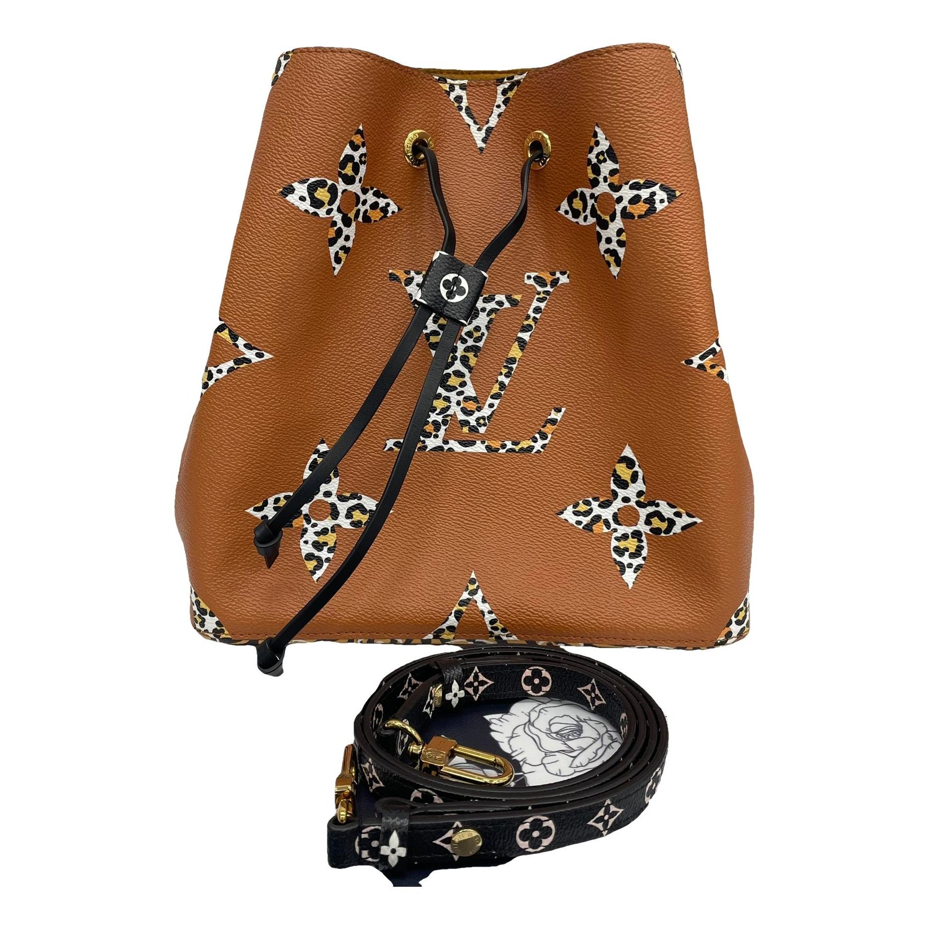 NéoNoé BB leather handbag