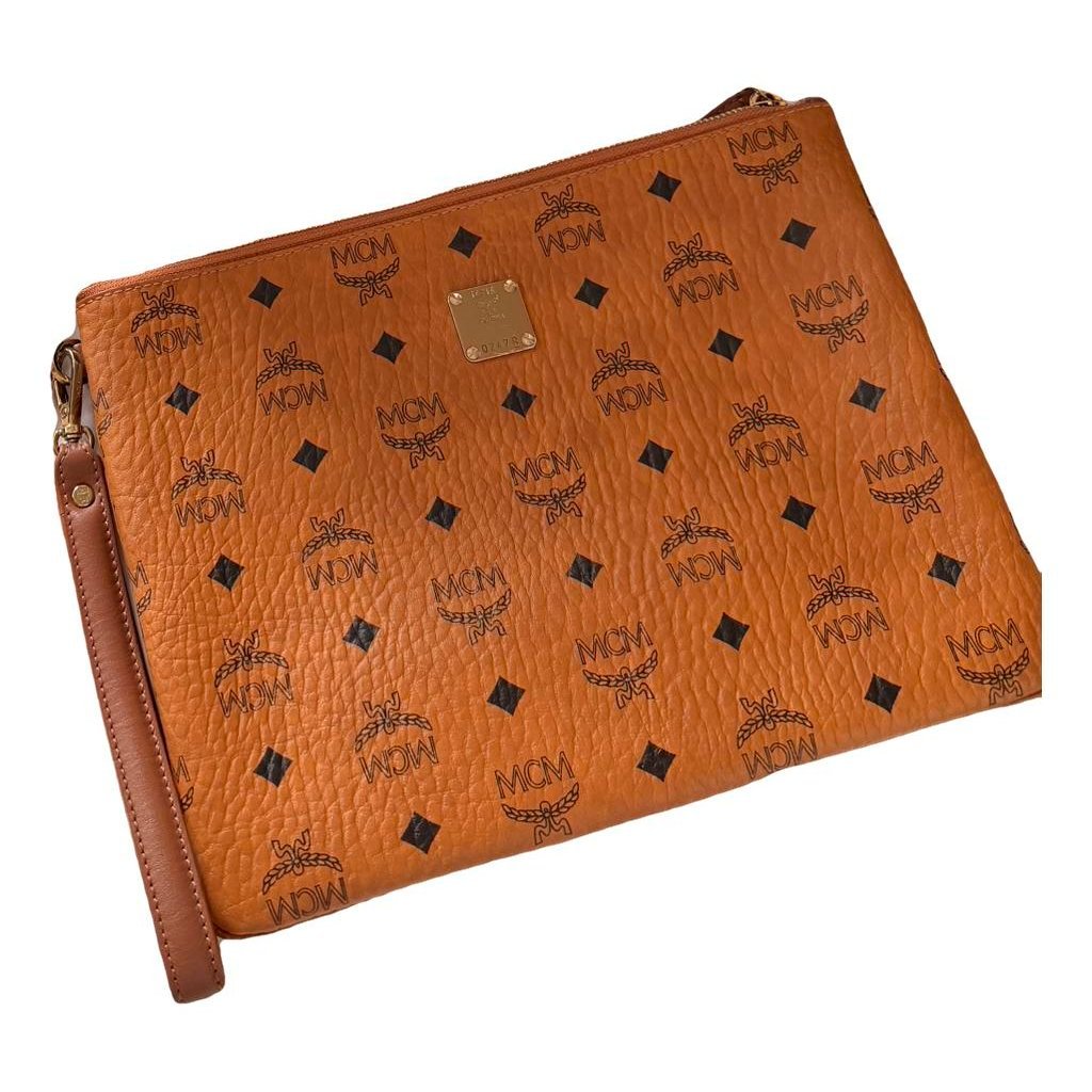 Leather clutch bag