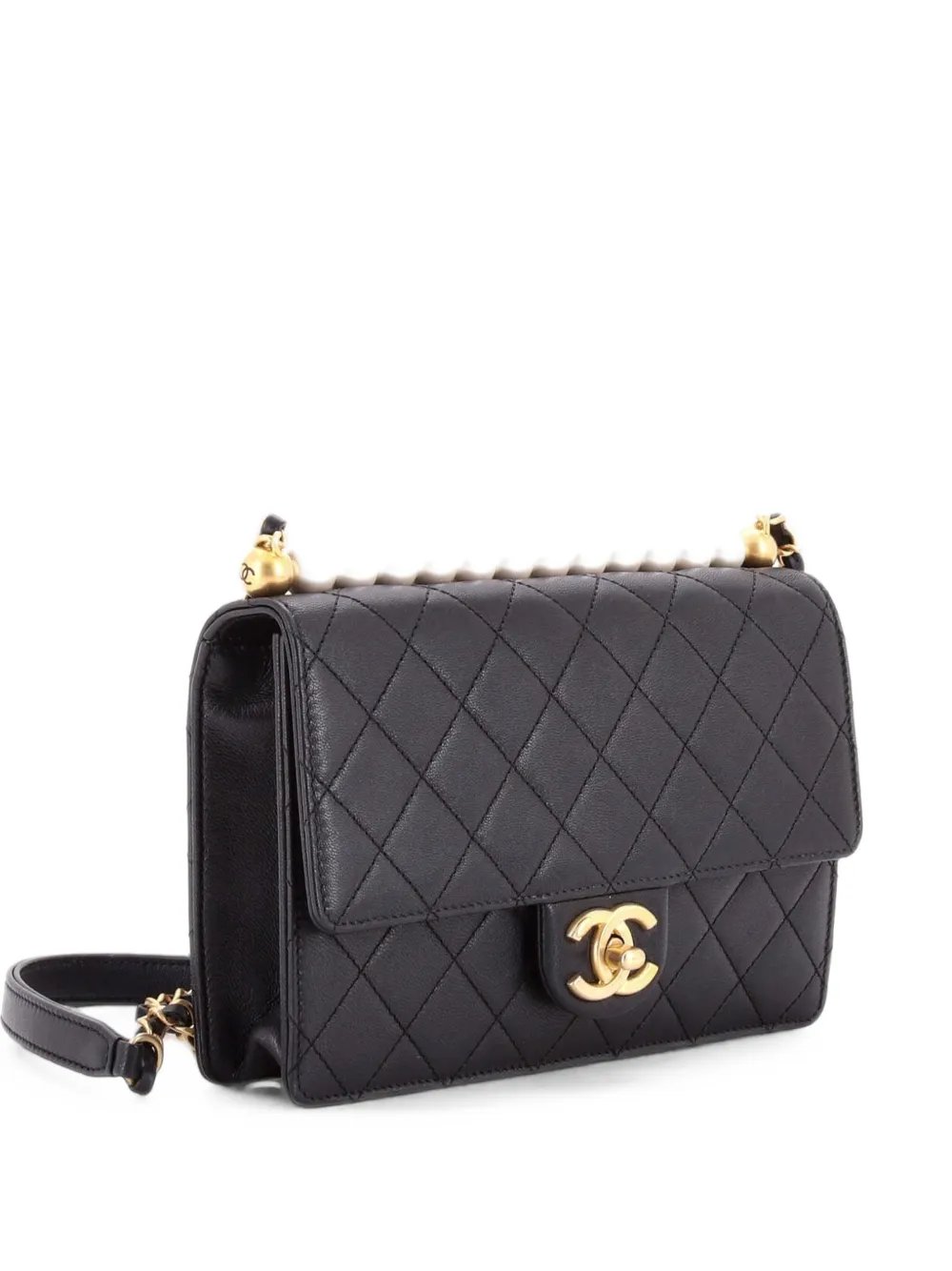 Chic Pearls Flap Bag Quilted Lambskin Small shoulder bag