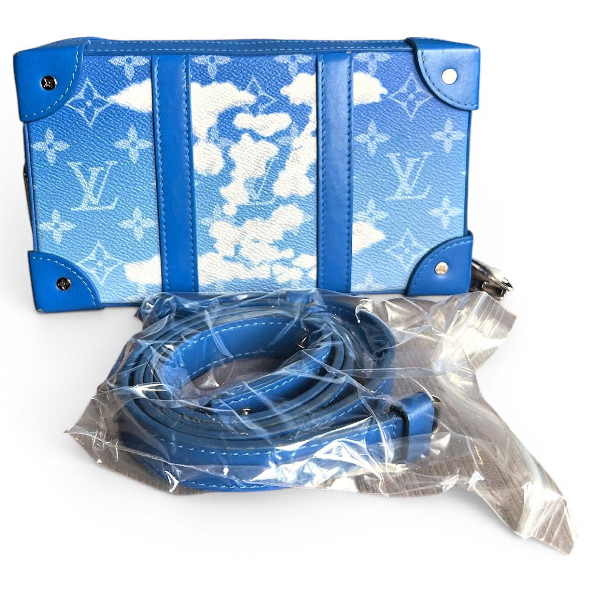 Louis Vuitton Pochette Trunk vinyl handbag