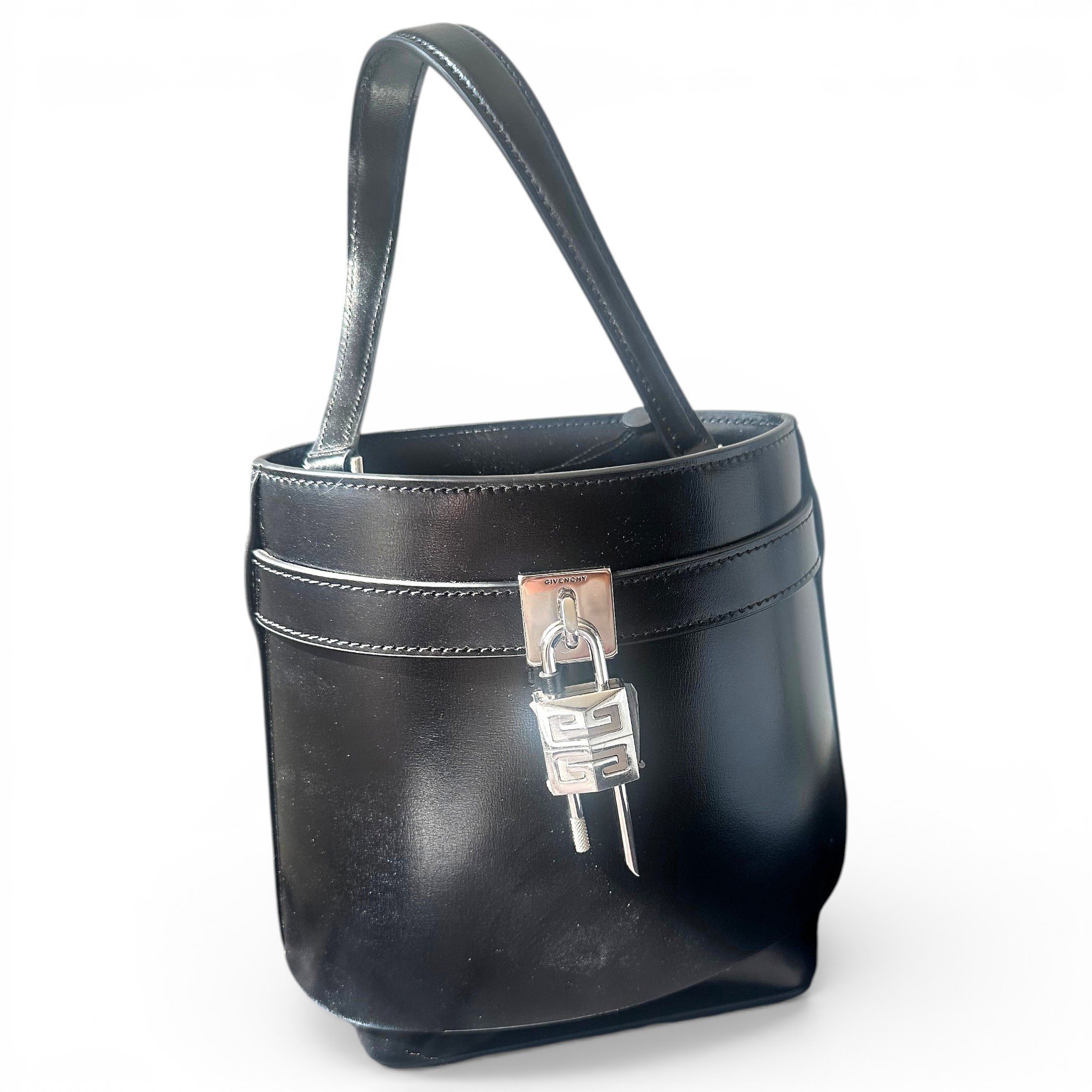 Leather handbag