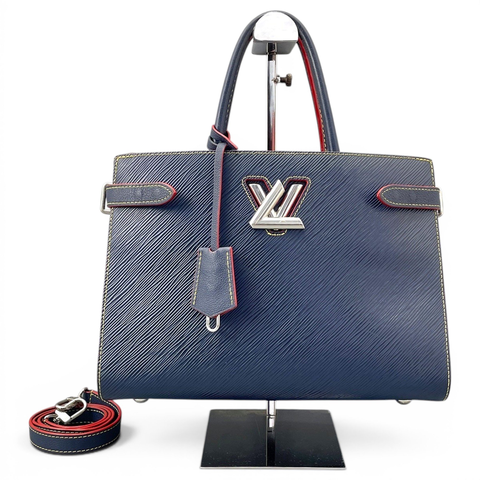 Twist leather handbag