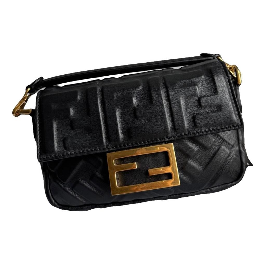 Baguette leather handbag