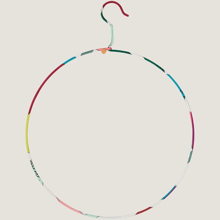Random Round Hanger