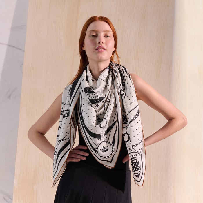La Promenade Du Matin Bandana Double Face Scarf 140