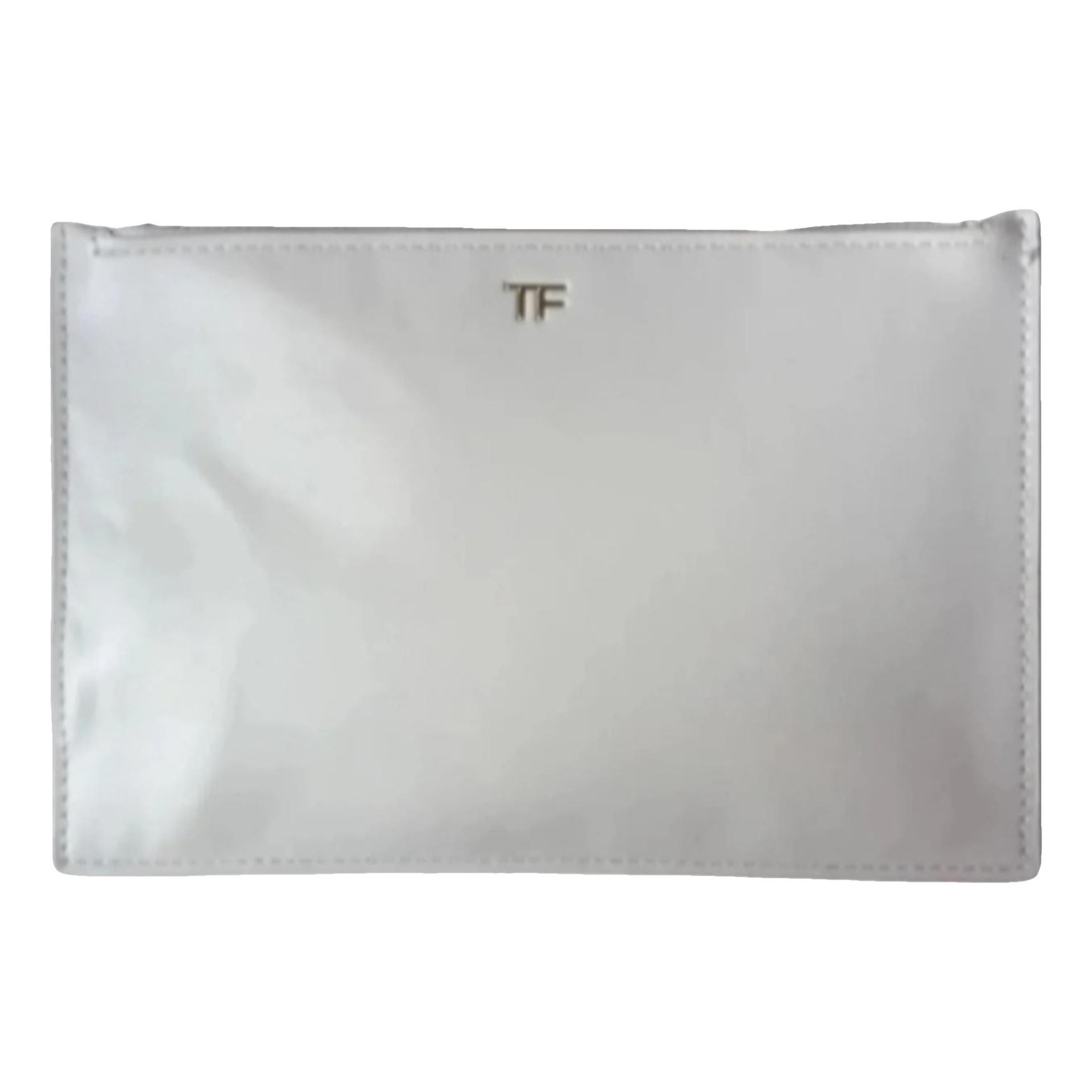 Vegan leather clutch bag
