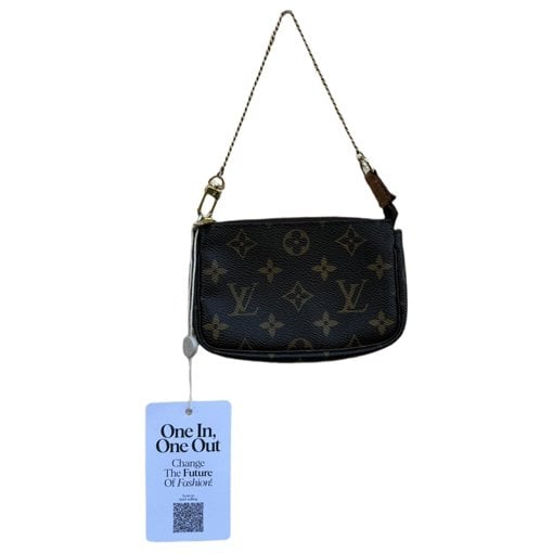 Leather clutch bag