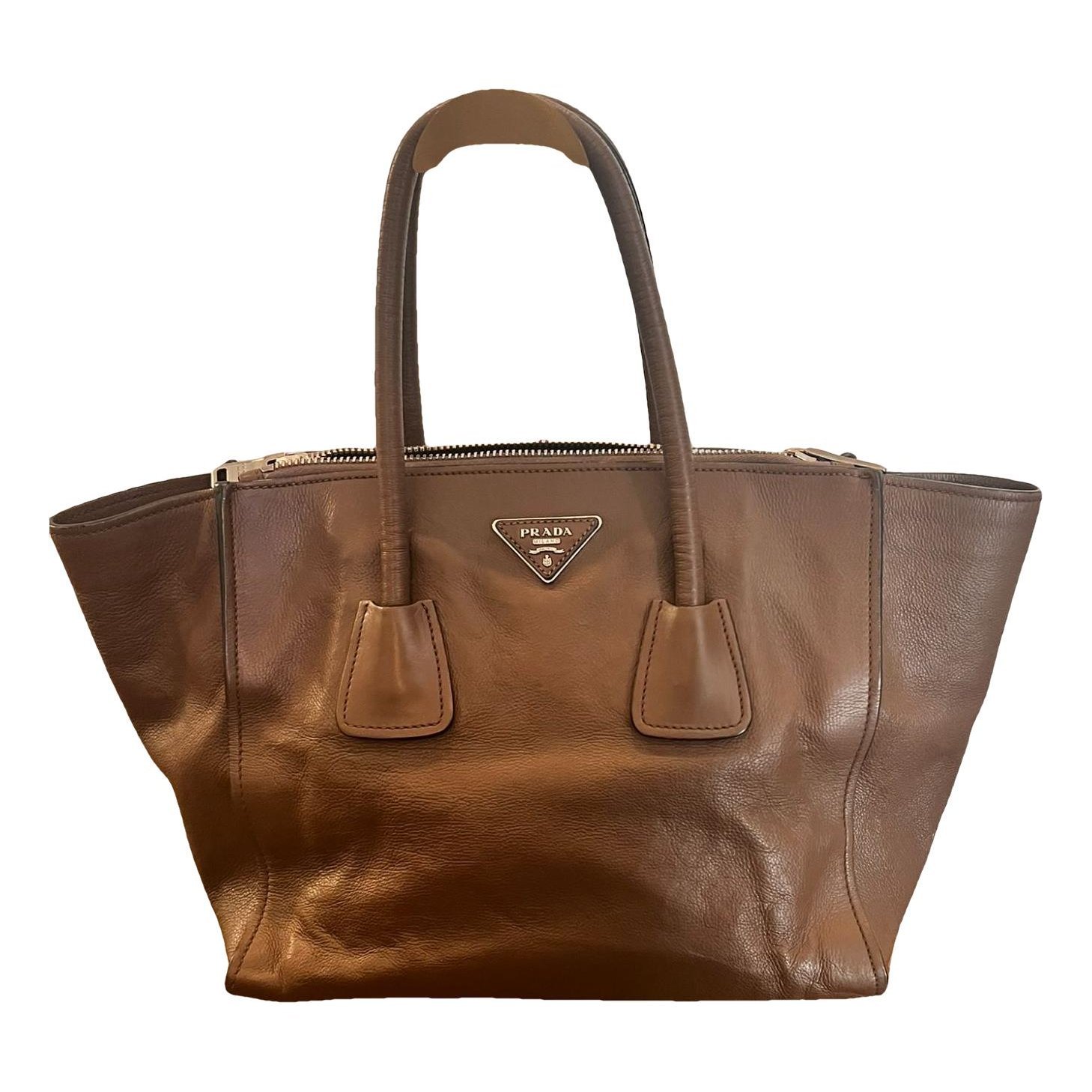 Leather tote