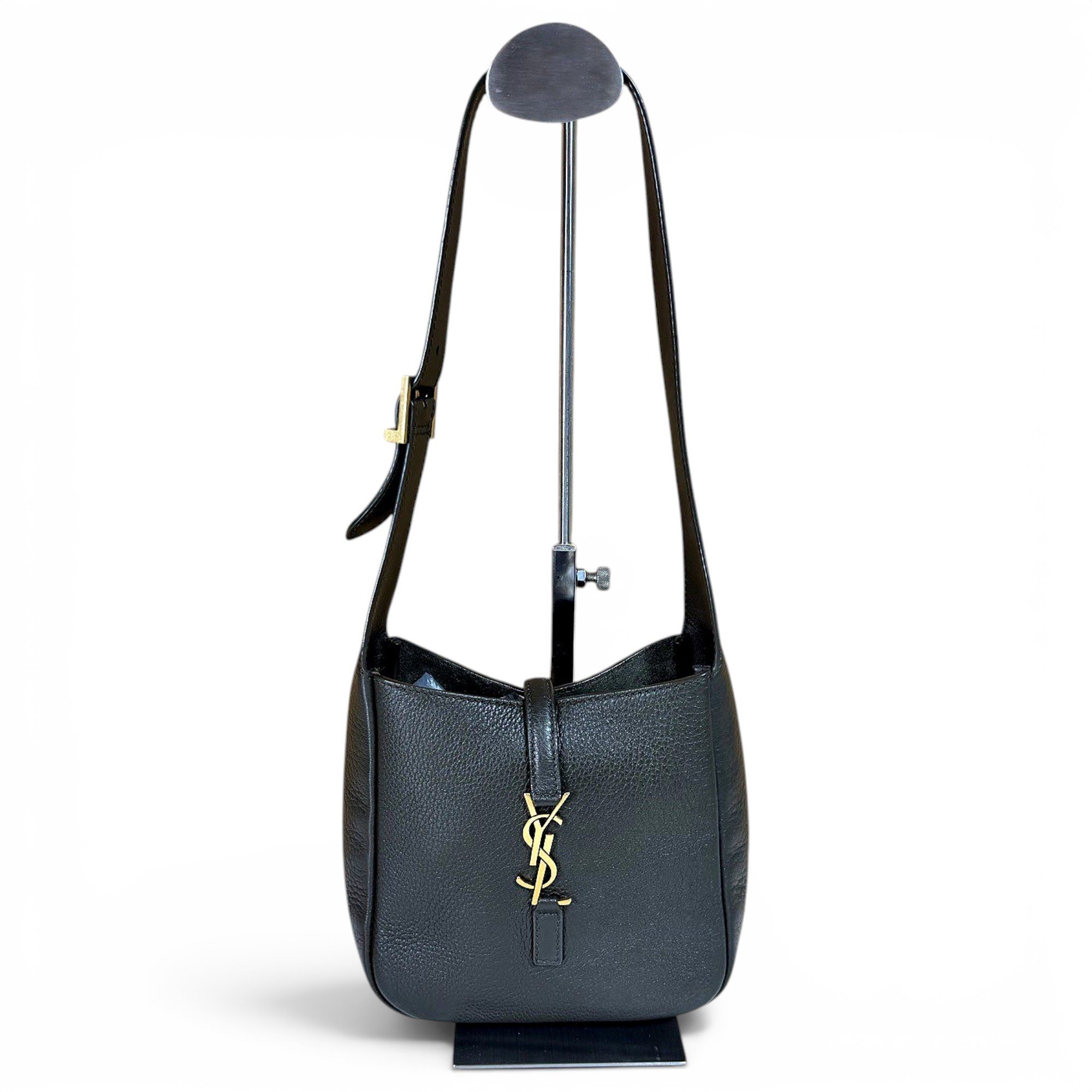 Le 5 à 7 leather handbag