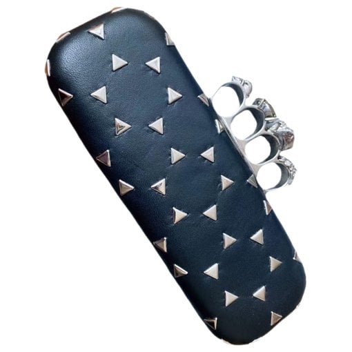 Knuckle clutch bag