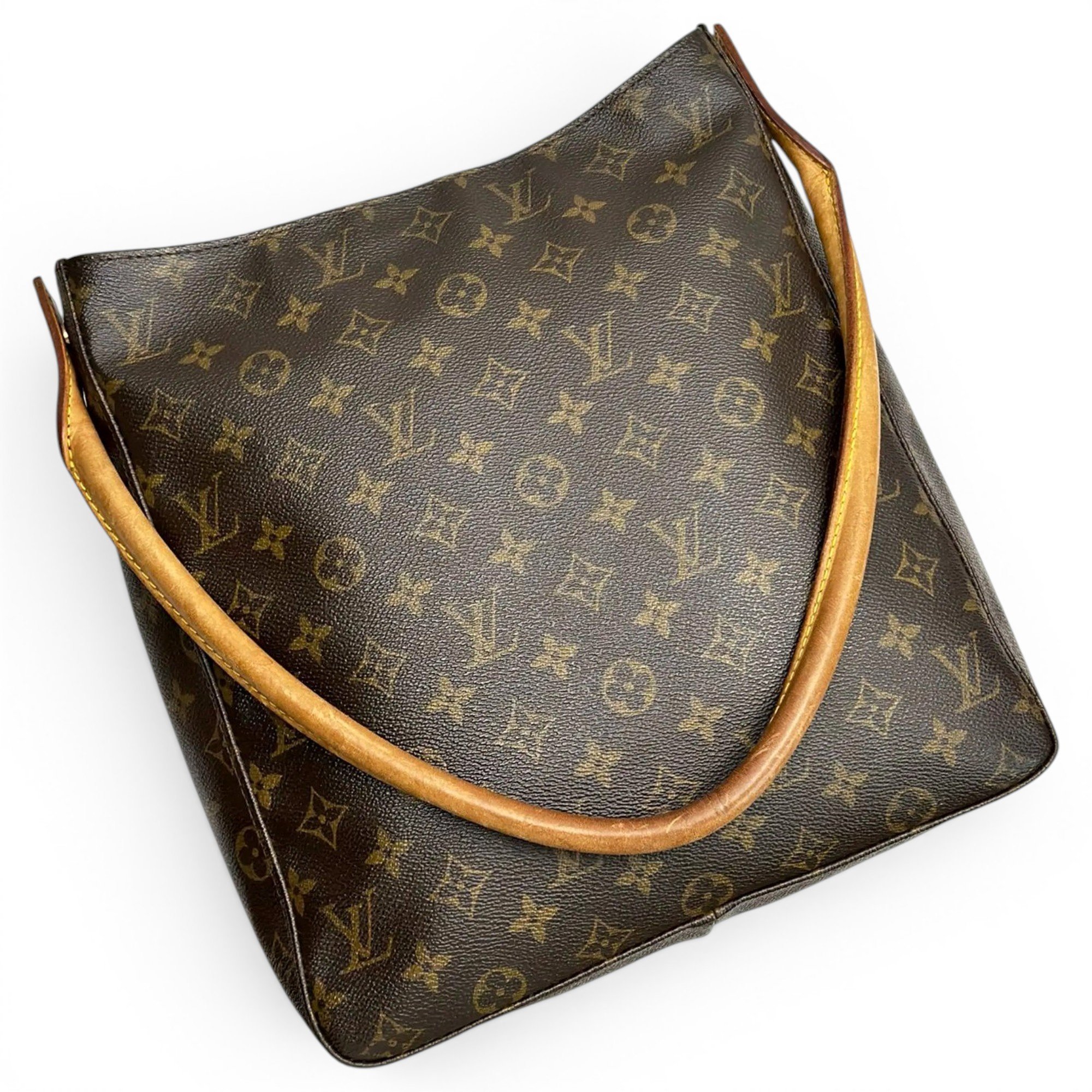 Looping vinyl handbag