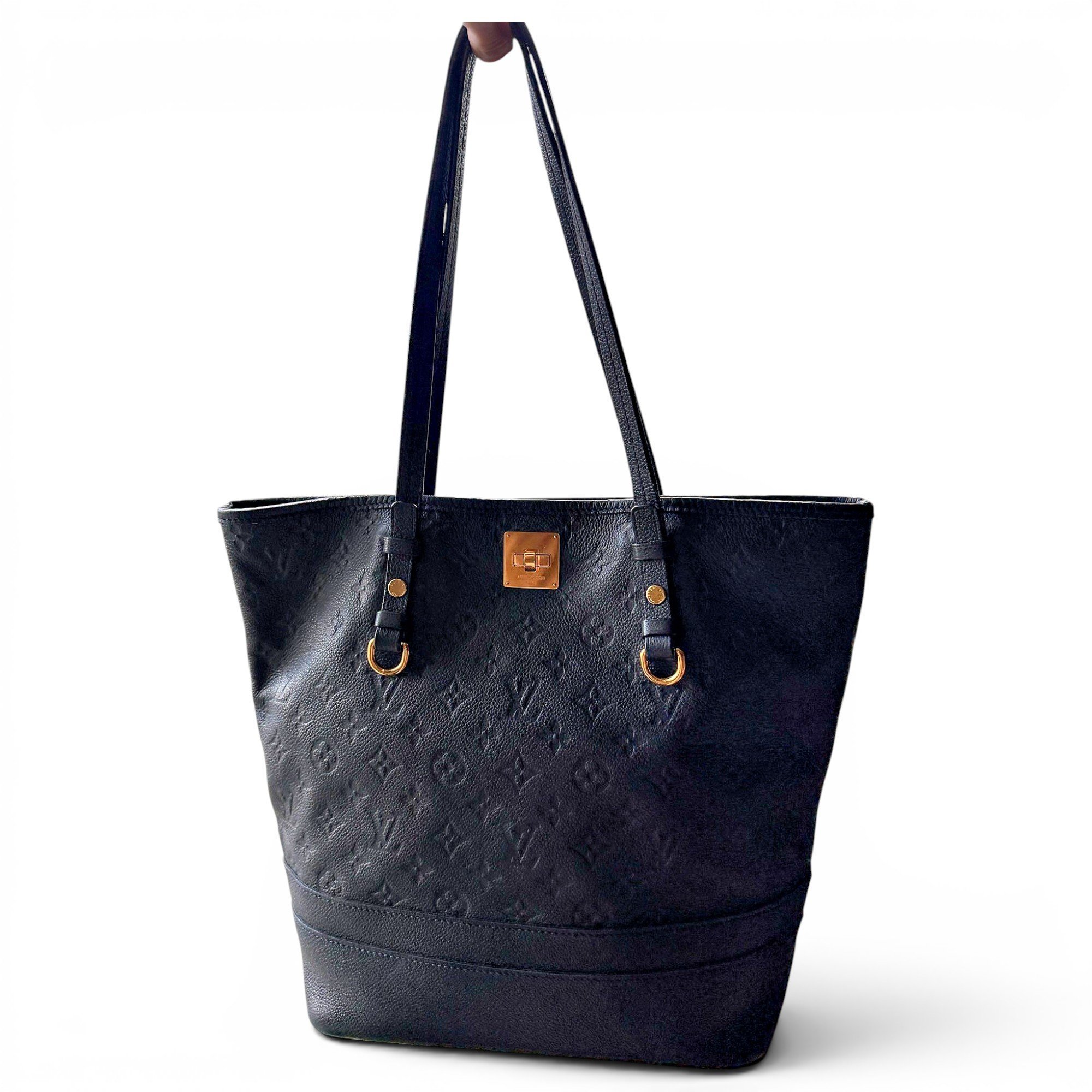 Leather tote