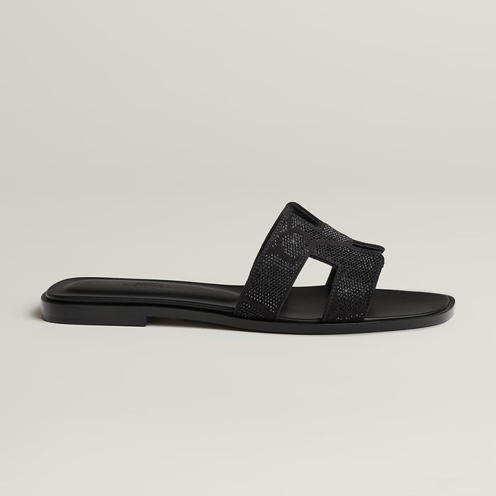 Noir Oran Sandal