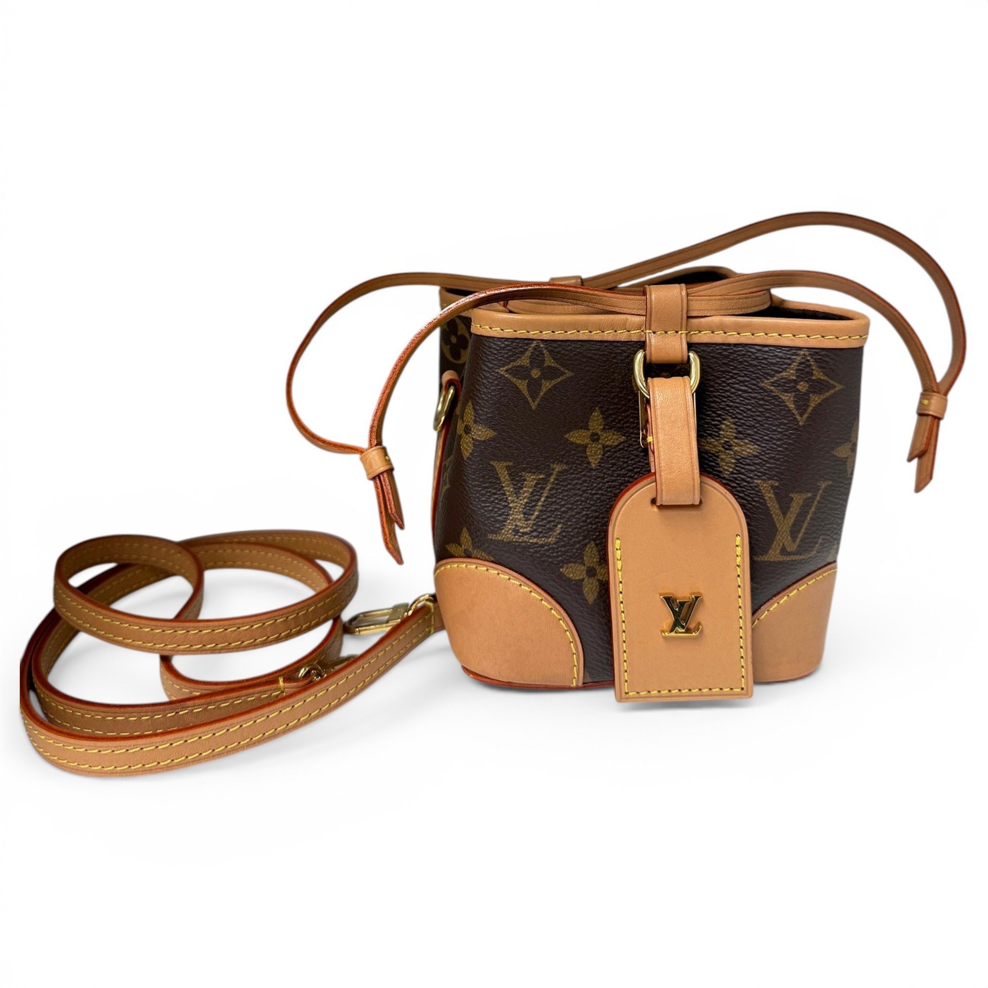 Bucket leather bag