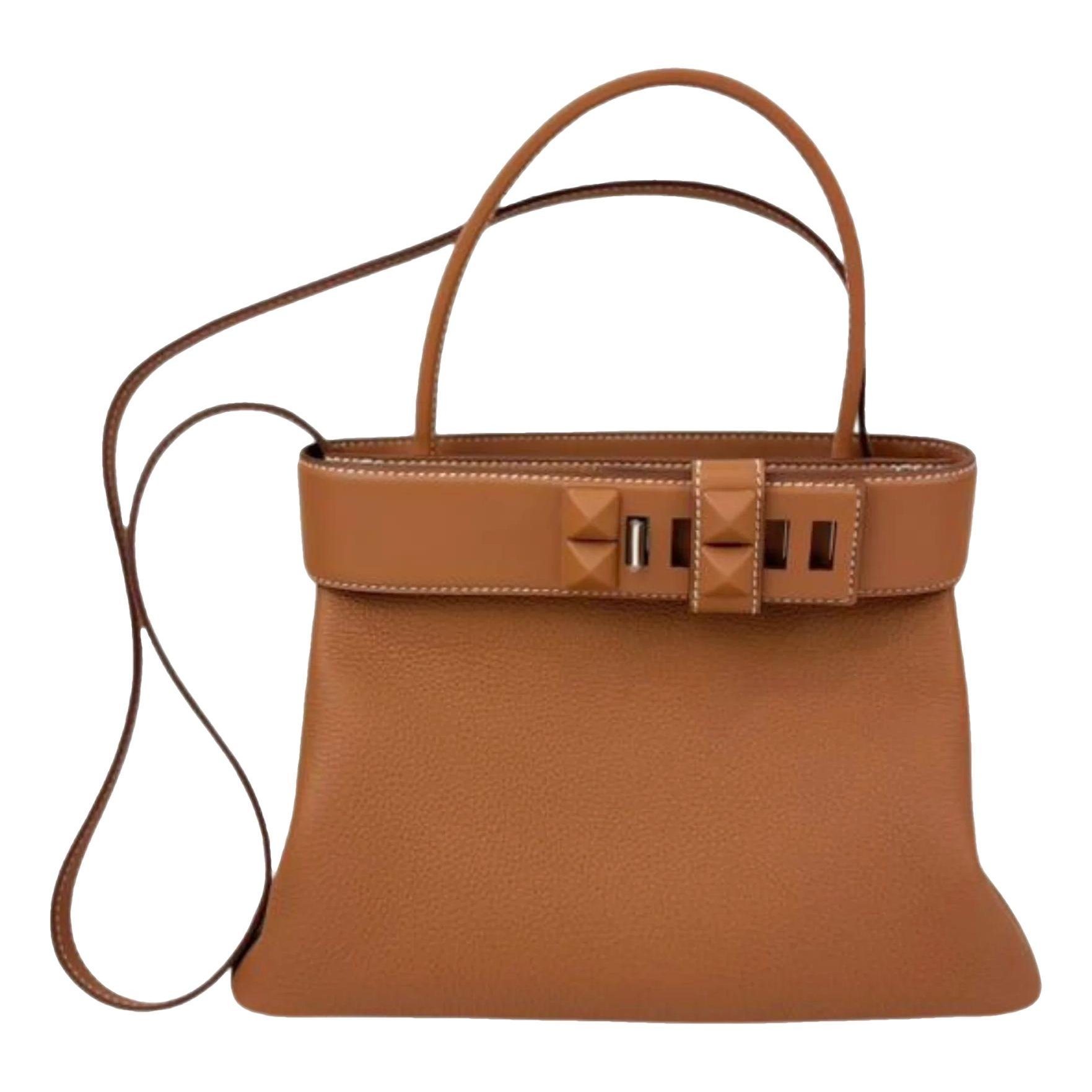 Médor leather handbag