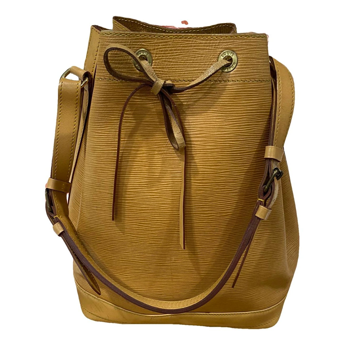 Noé leather handbag
