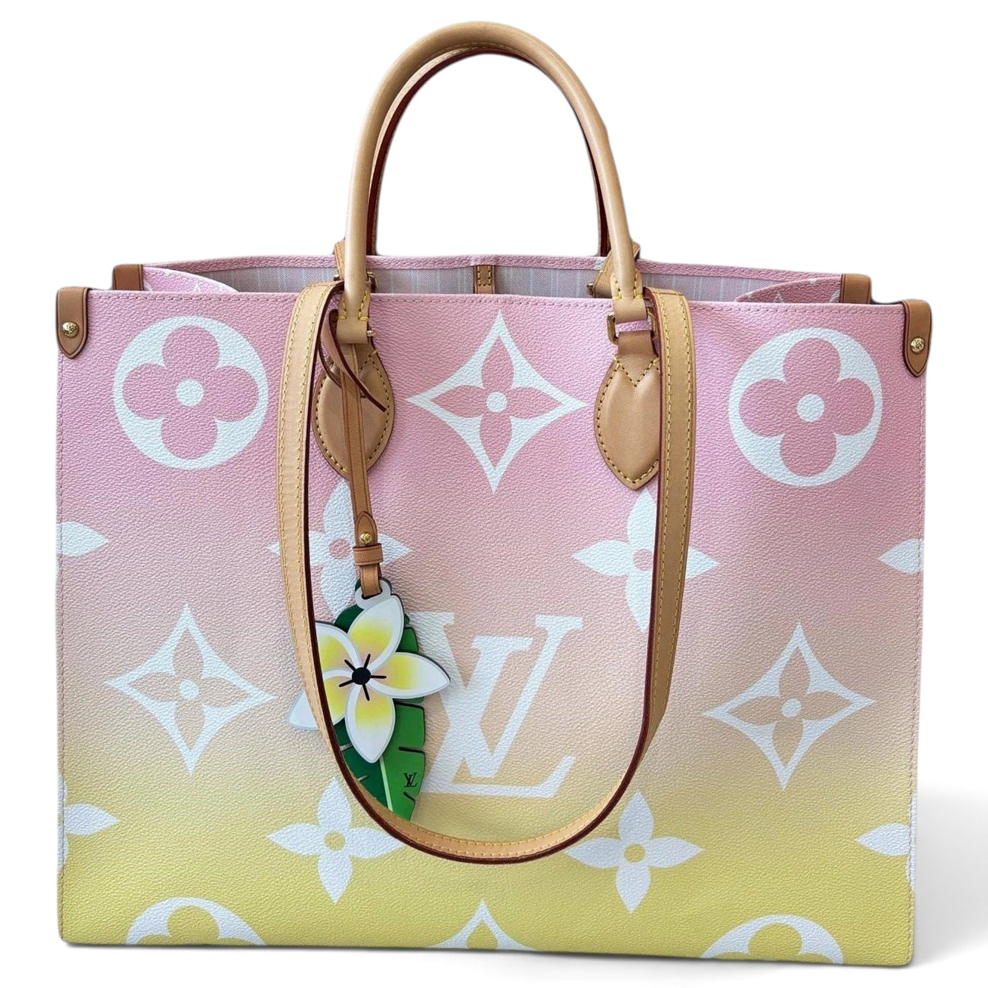 Onthego leather handbag