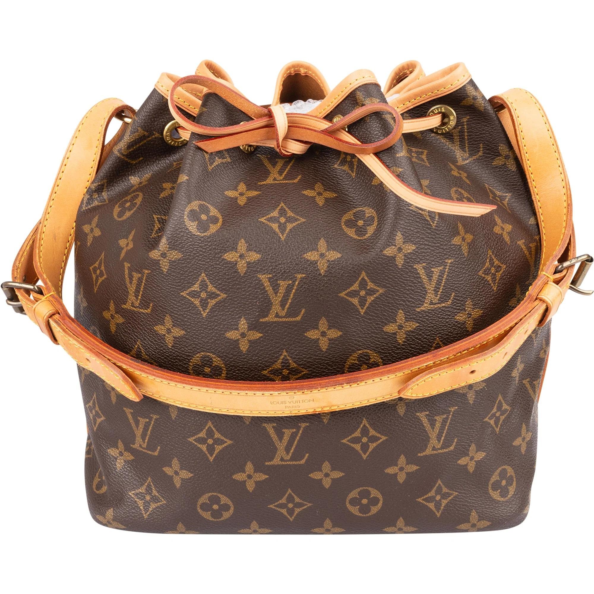 Noé leather handbag