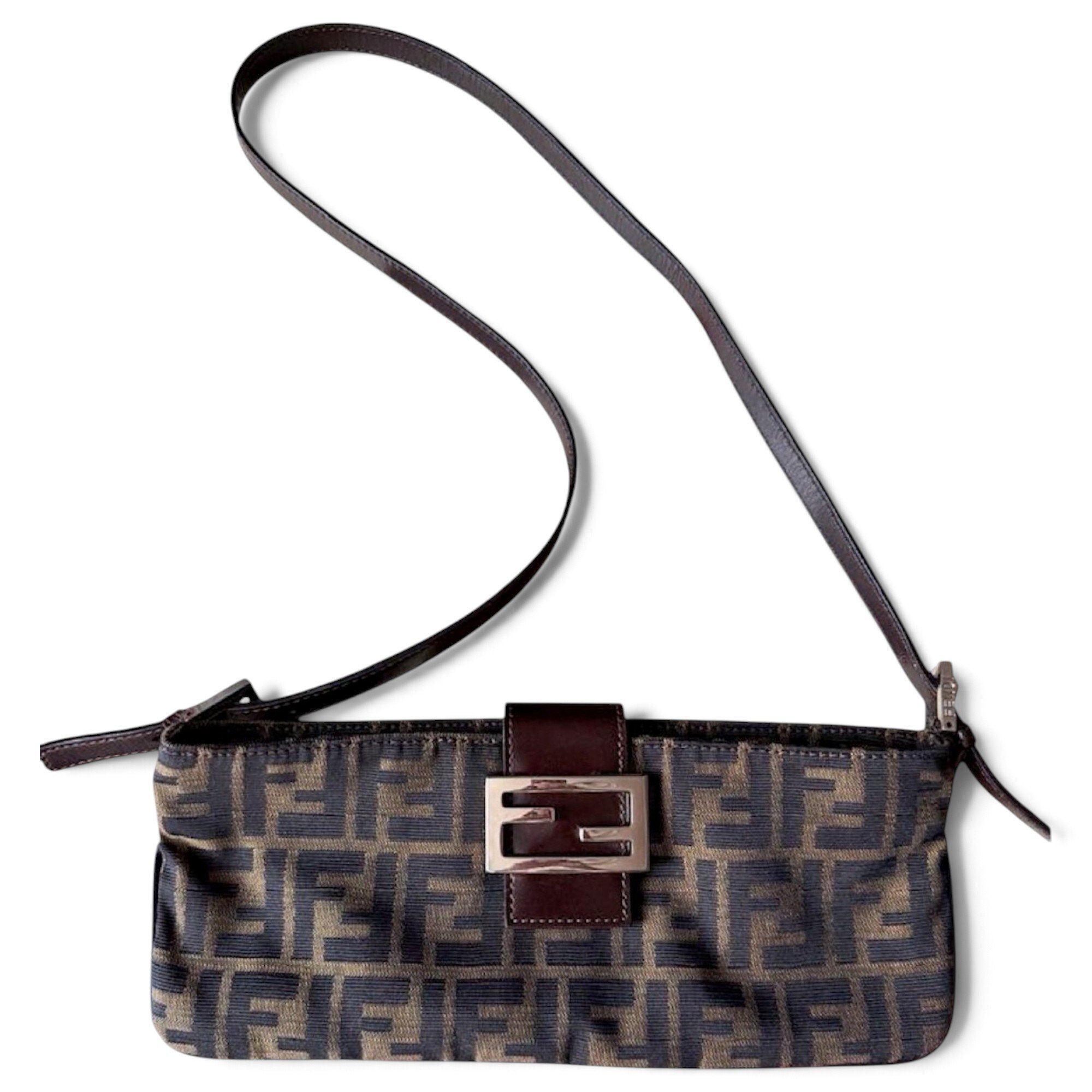 Baguette cloth handbag