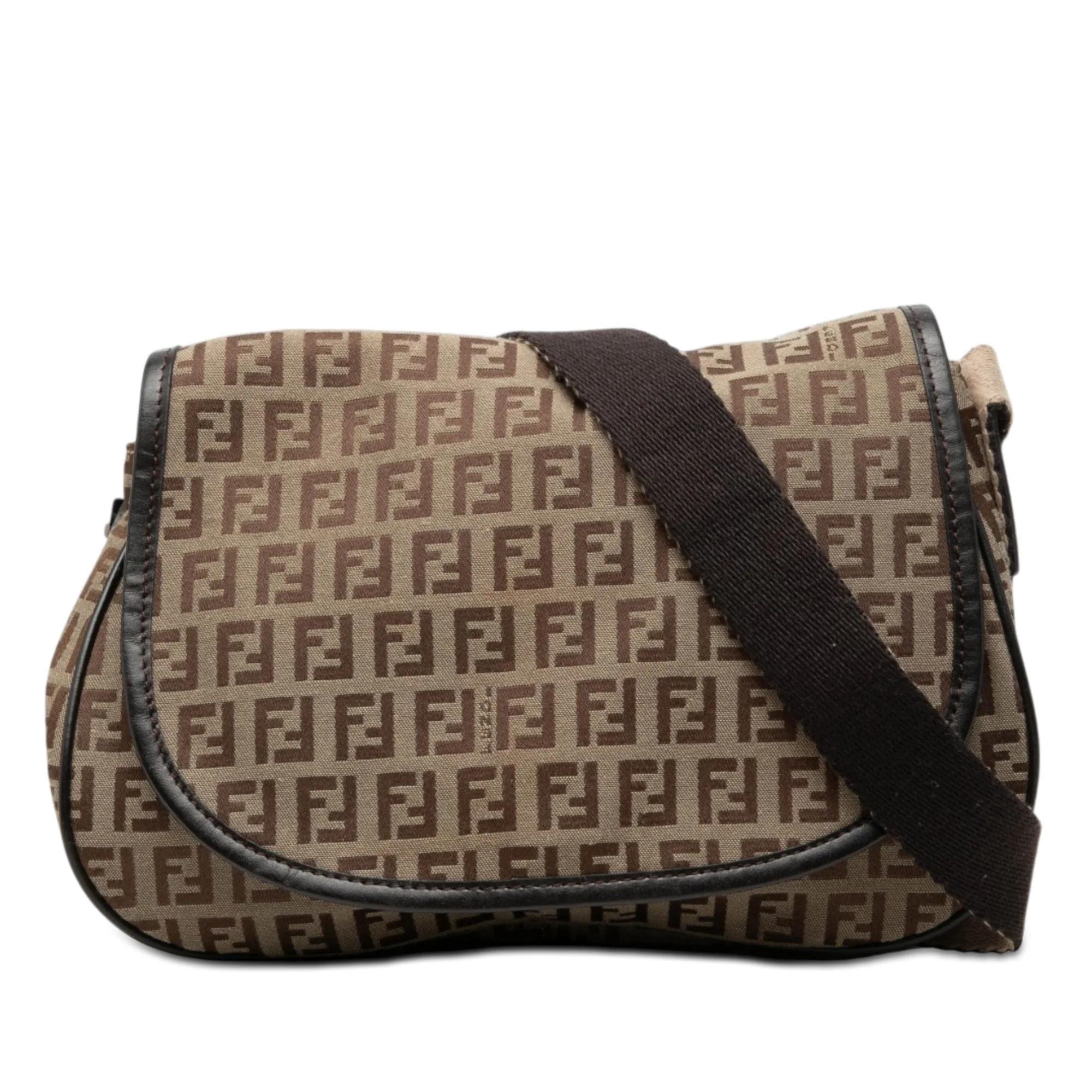 Pocket leather crossbody bag