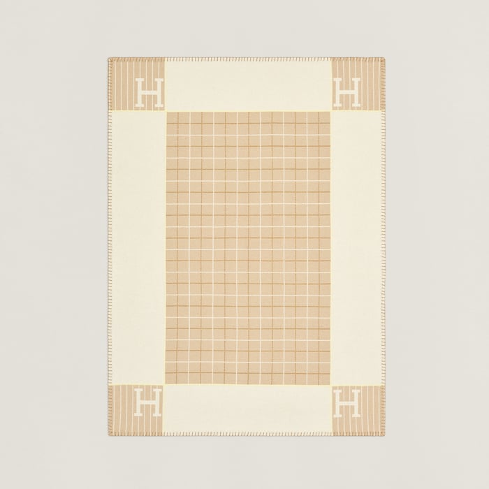 Biscuit Avalon Cabriole Blanket