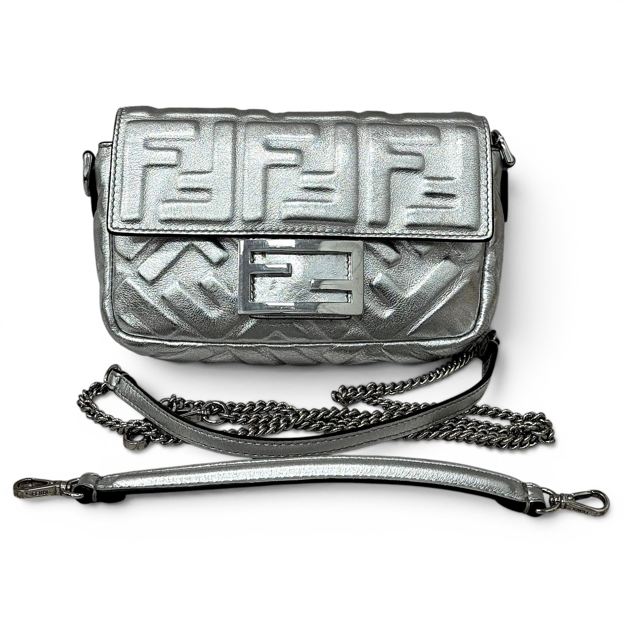 Baguette Chain Midi leather handbag