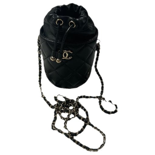 Gabrielle Bucket leather crossbody bag