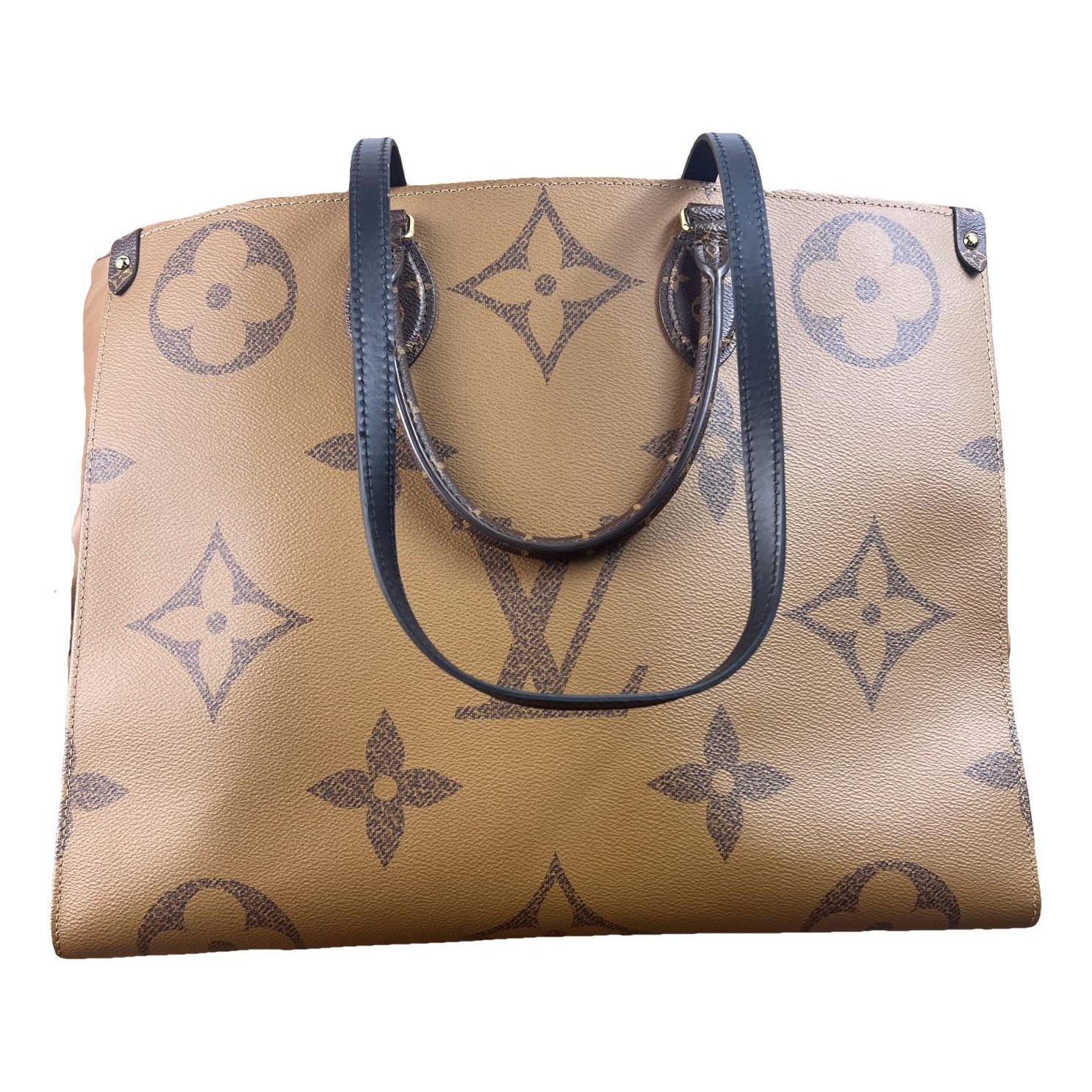 Onthego leather tote
