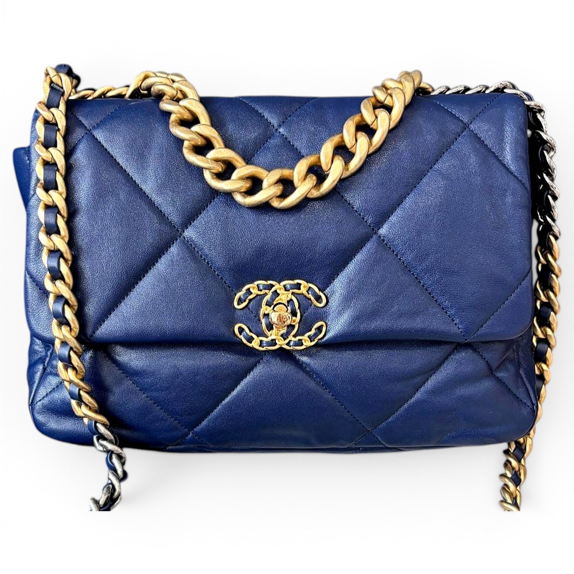 Chanel 19 leather handbag