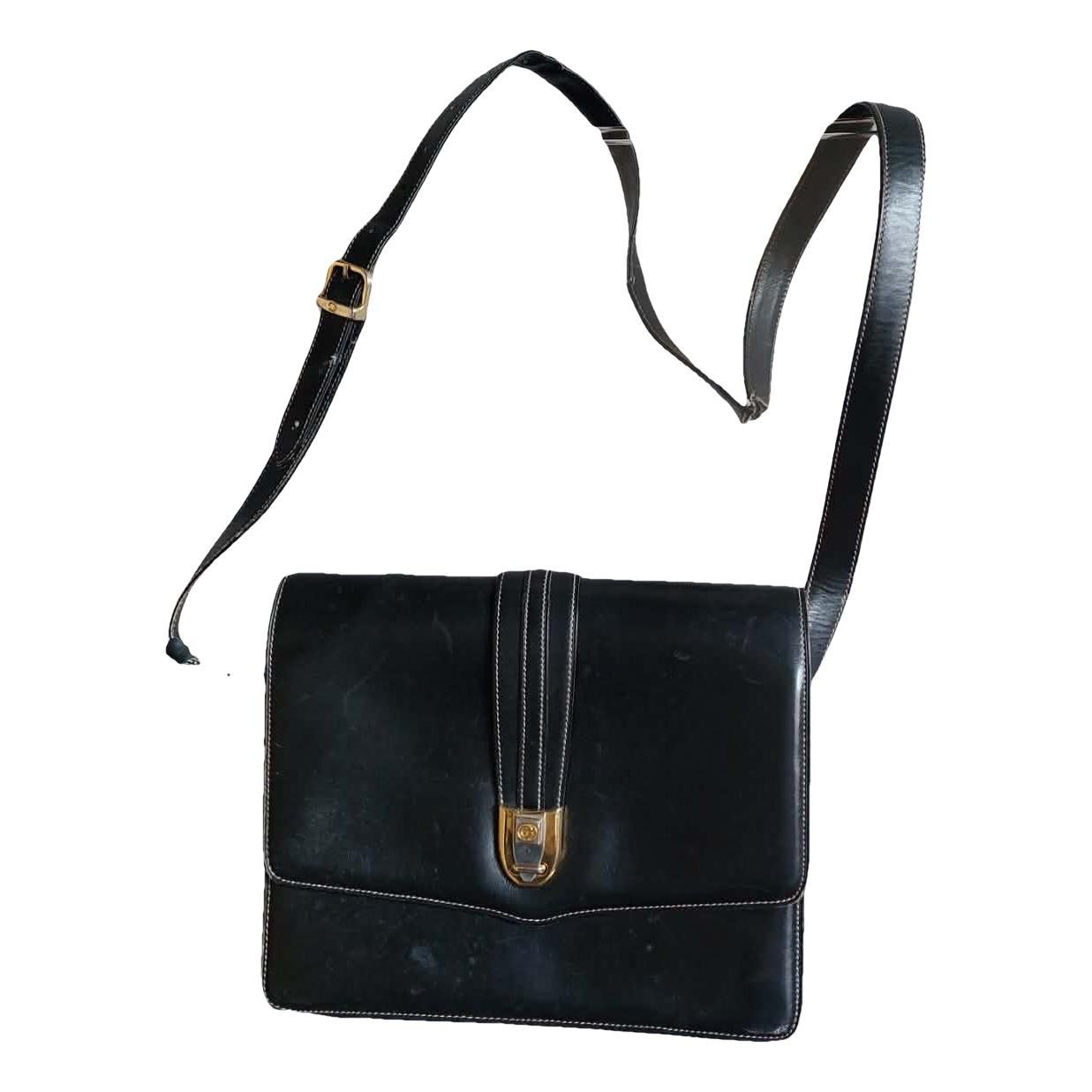 Leather crossbody bag