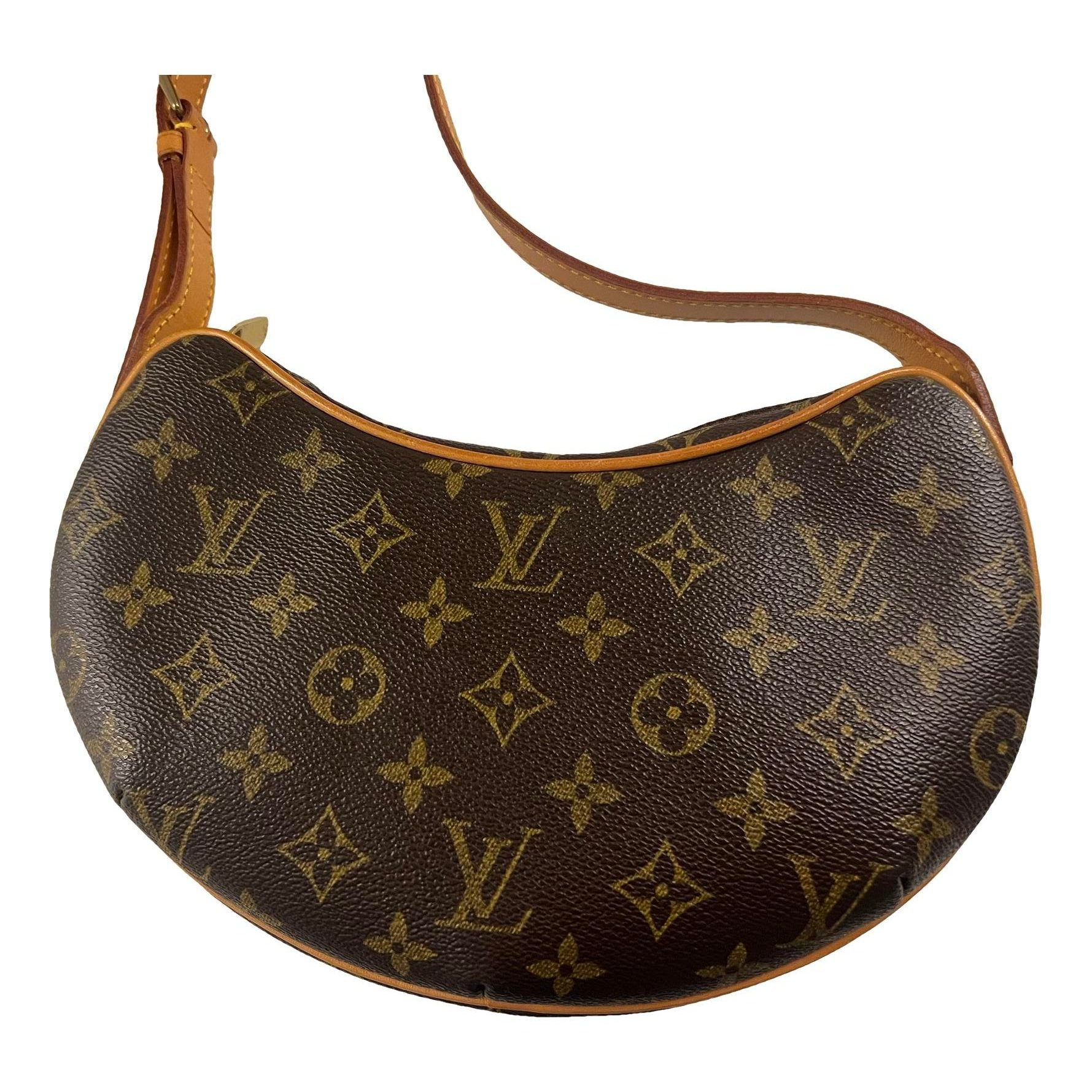 Croissant leather handbag