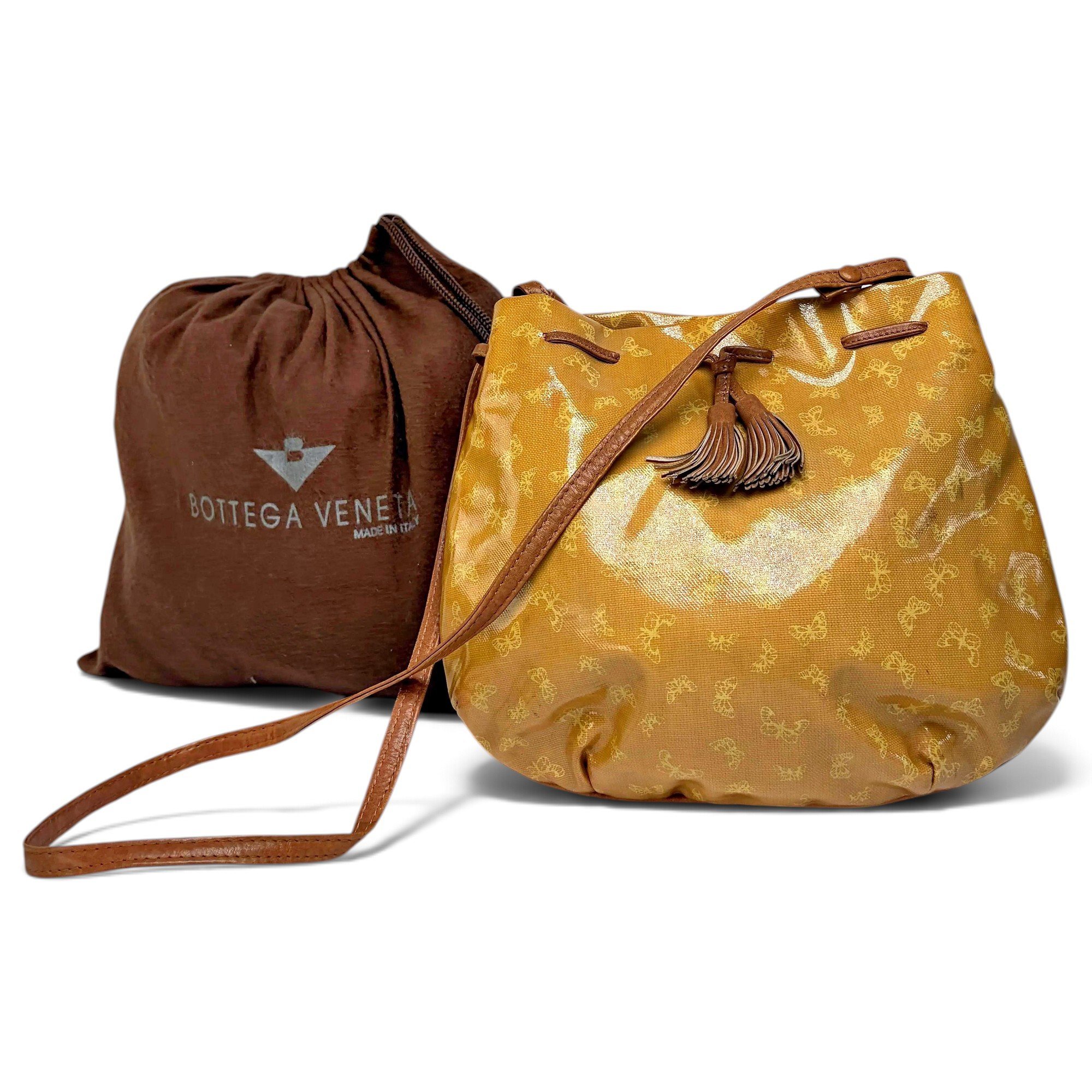 Veneta patent leather handbag