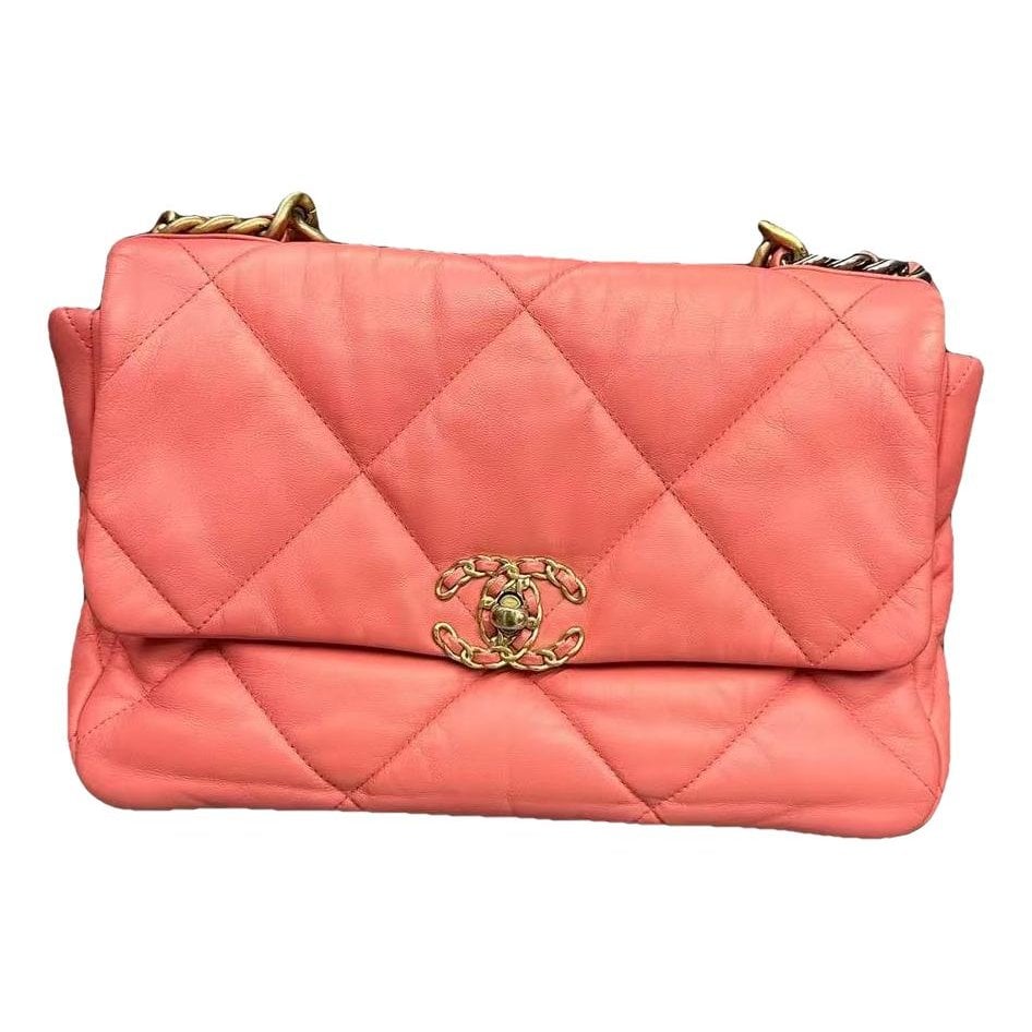 Chanel 19 leather handbag