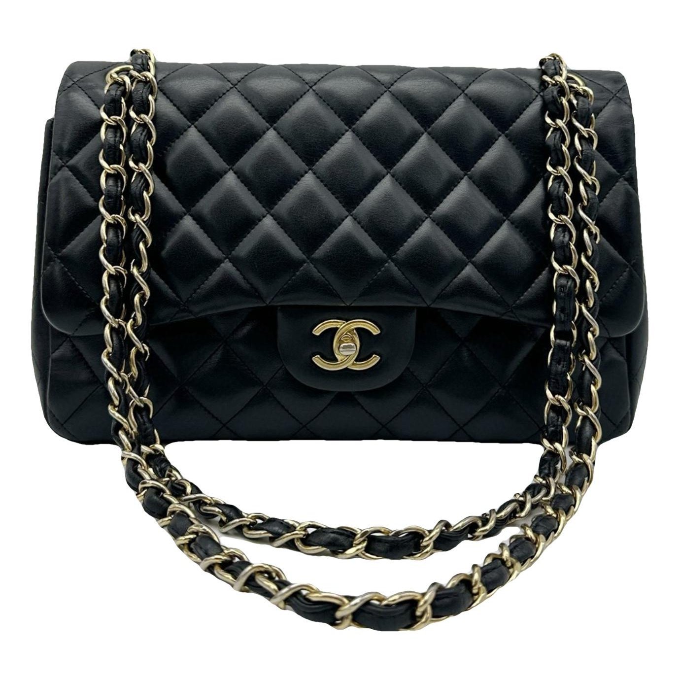 Timeless/Classique leather crossbody bag