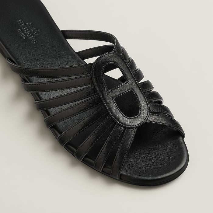 Noir Noria Sandal