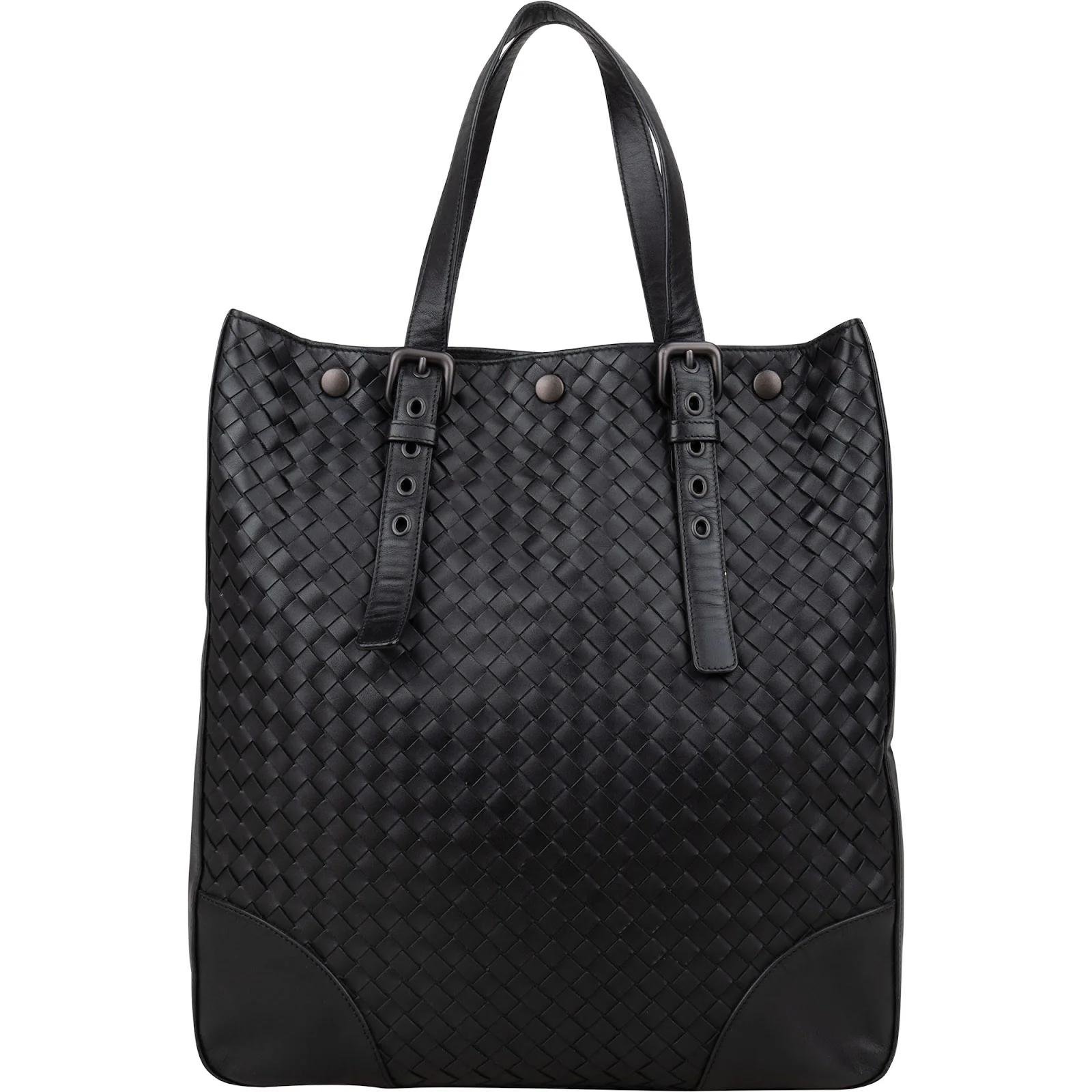 Veneta leather handbag