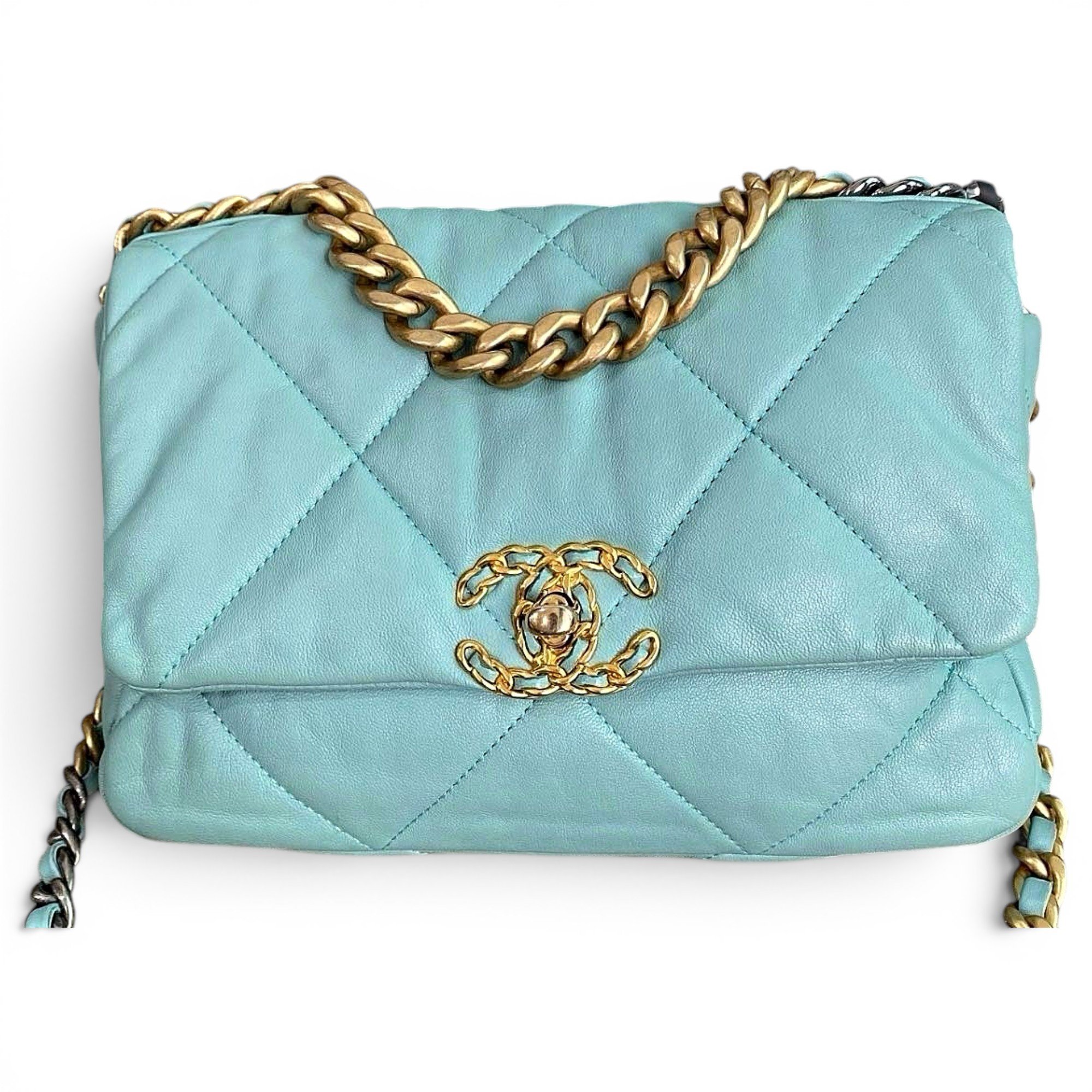 Chanel 19 leather handbag