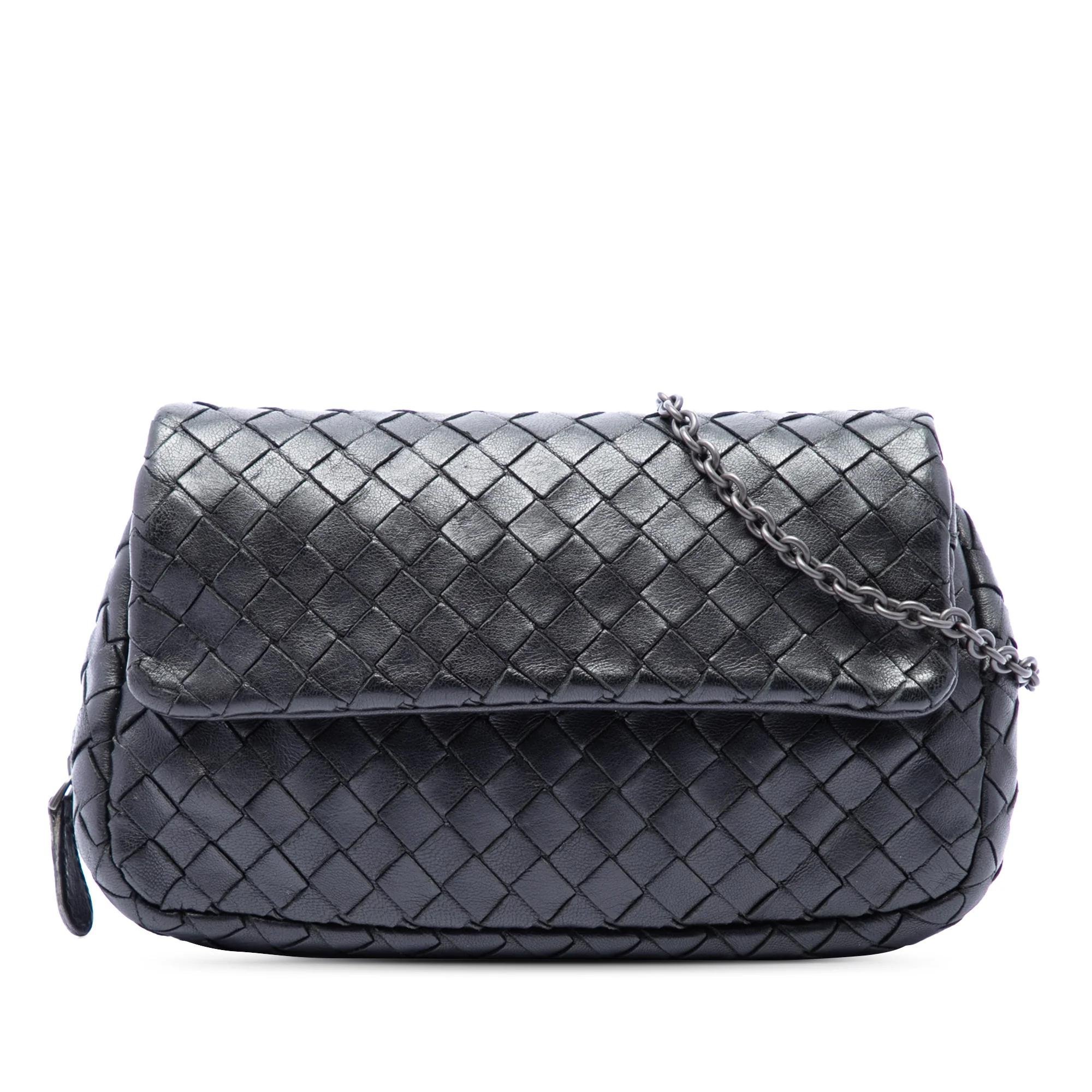 Veneta leather handbag