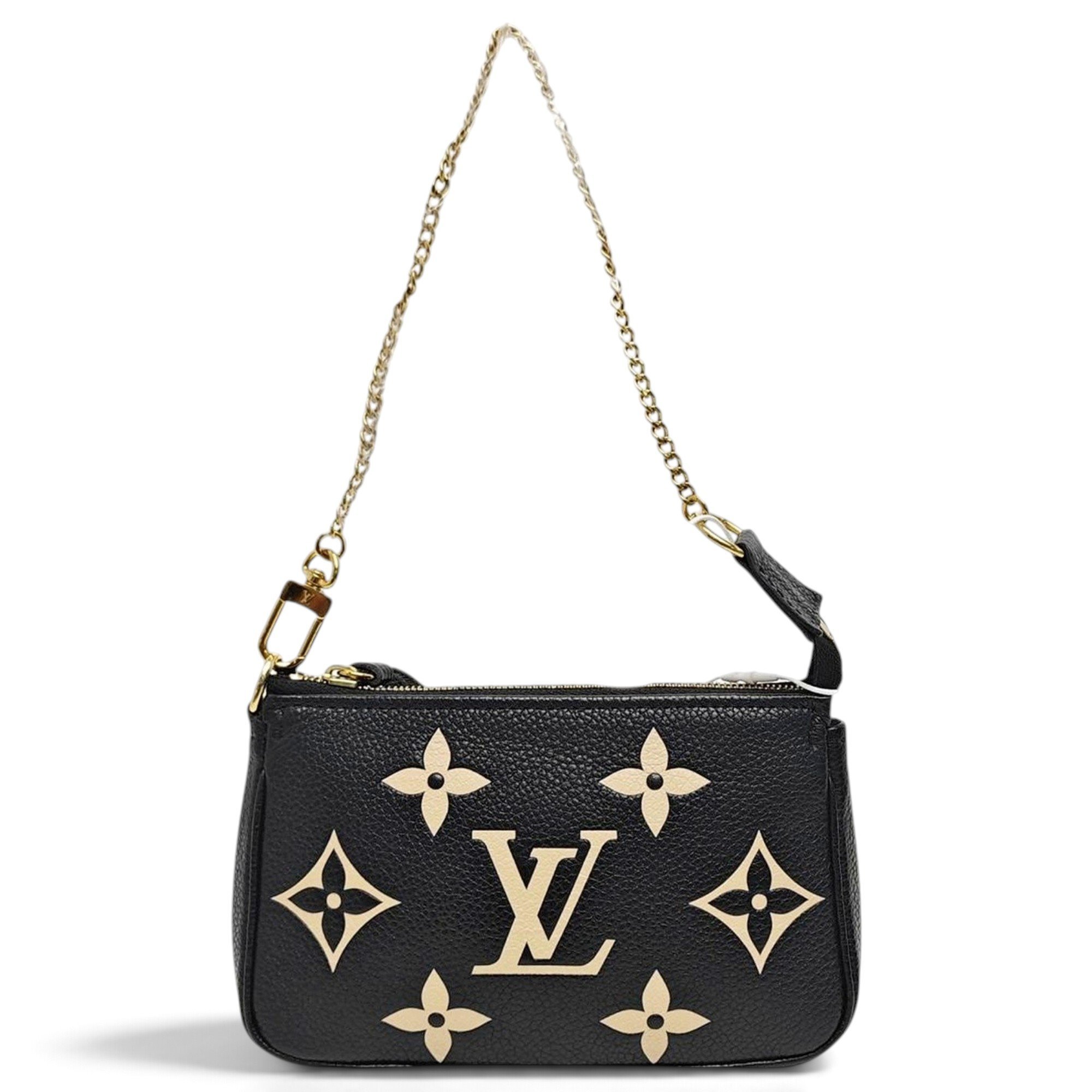 Louis Vuitton Maxi Multi Pochette Accessoires leather handbag