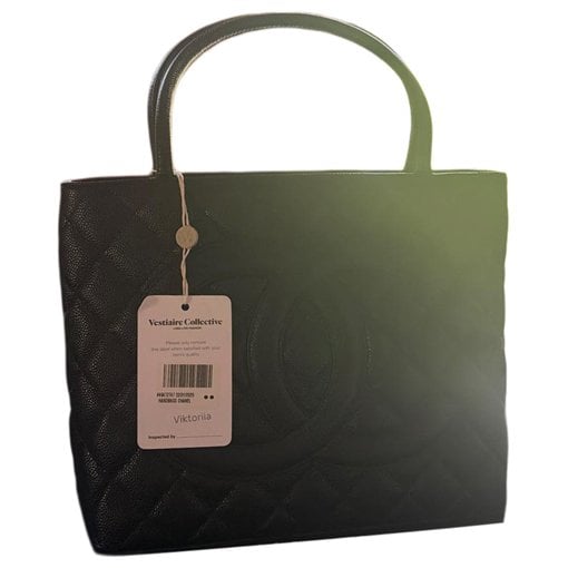 Médaillon leather tote