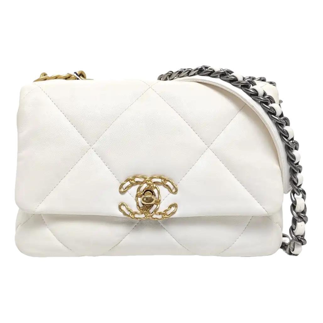 Chanel 19 handbag