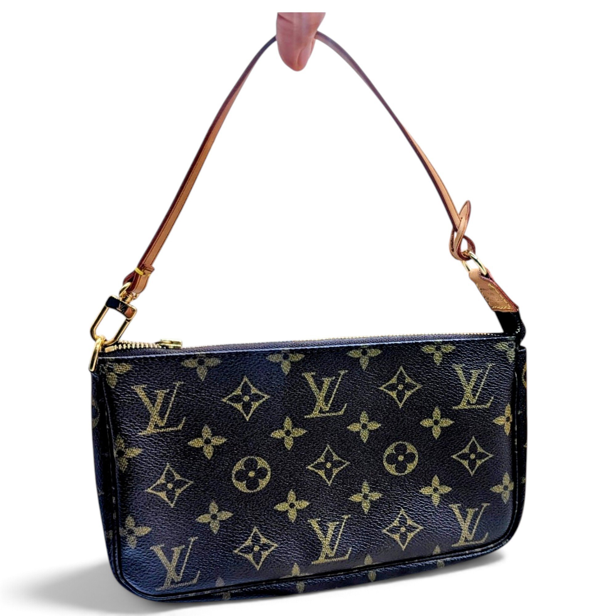 Pochette Accessoire leather handbag
