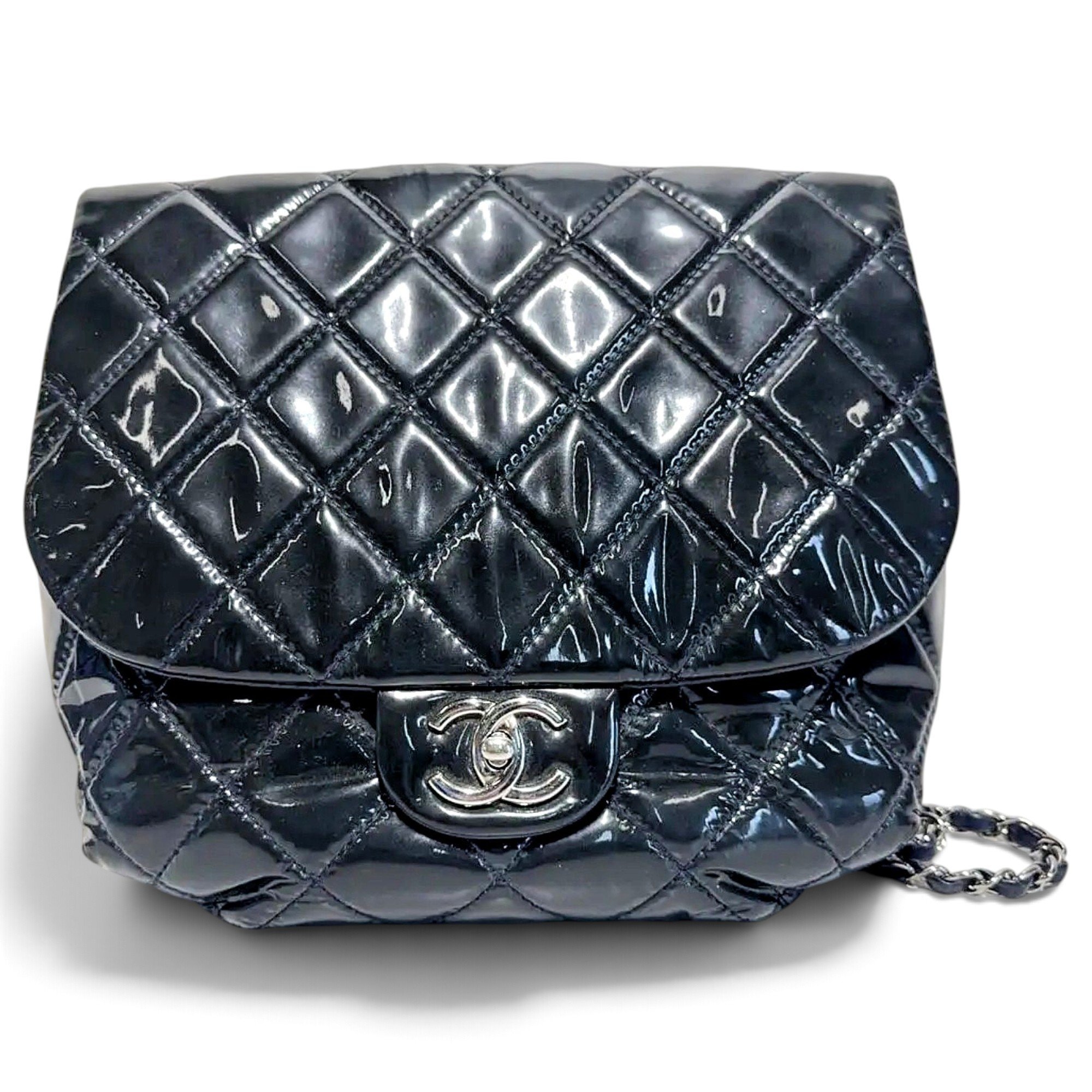 Patent leather handbag
