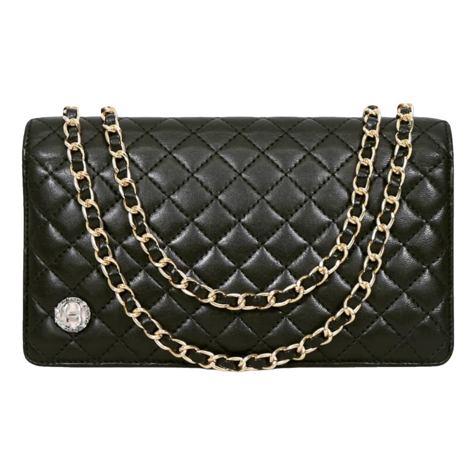 Wallet On Chain leather crossbody bag