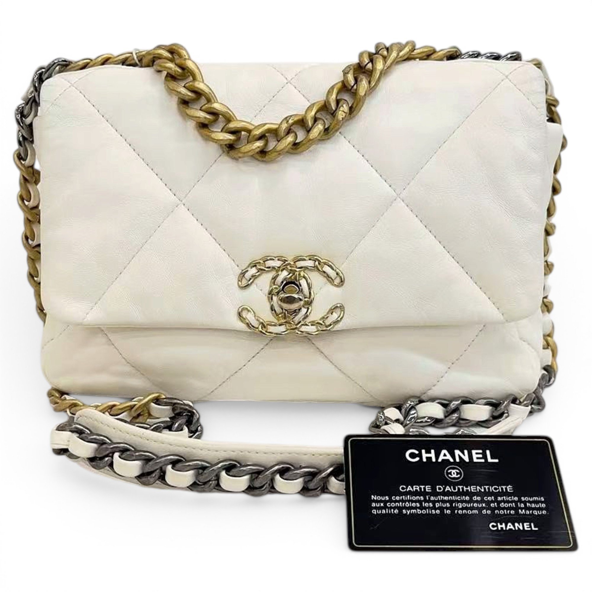 Chanel 19 leather handbag