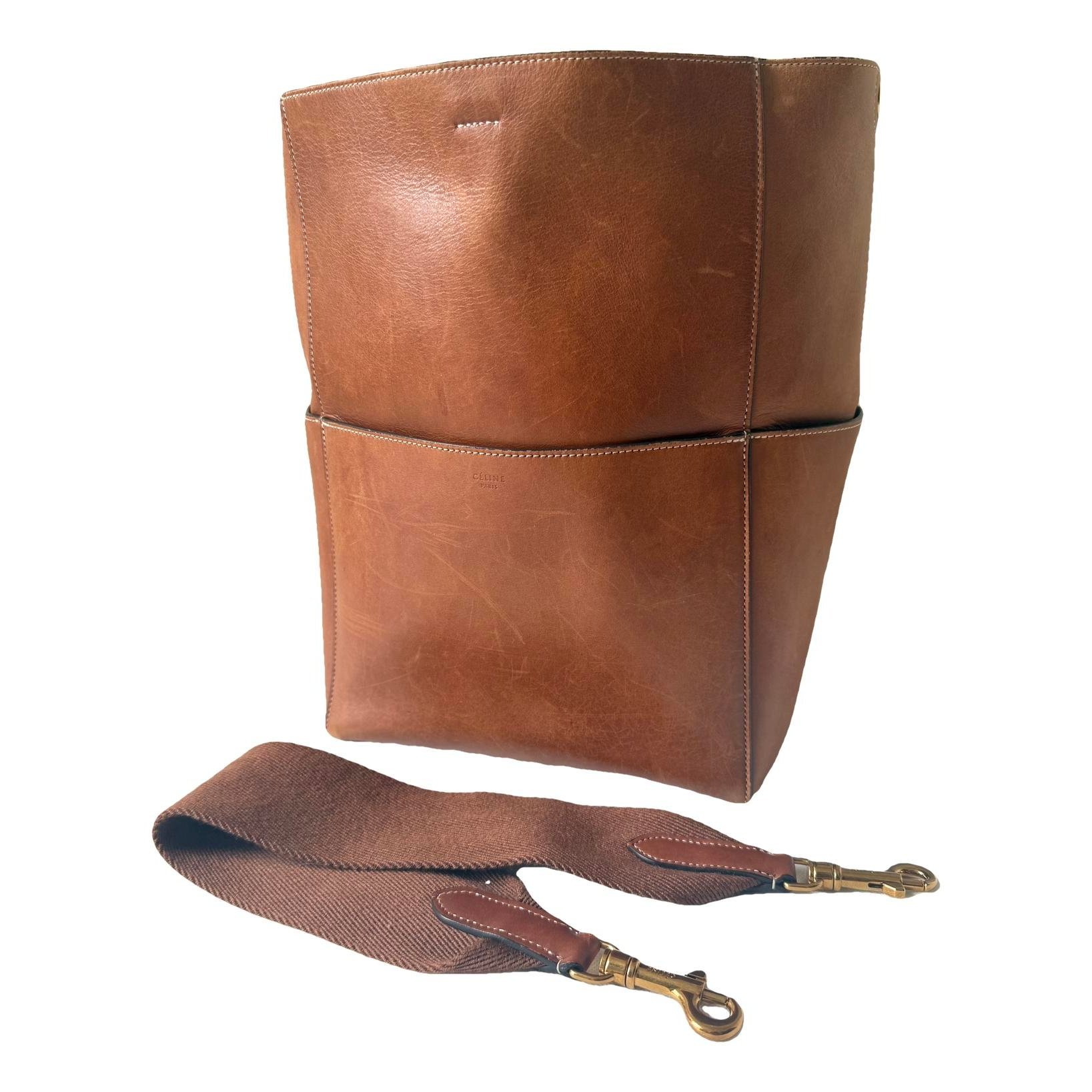 Seau Sangle leather tote