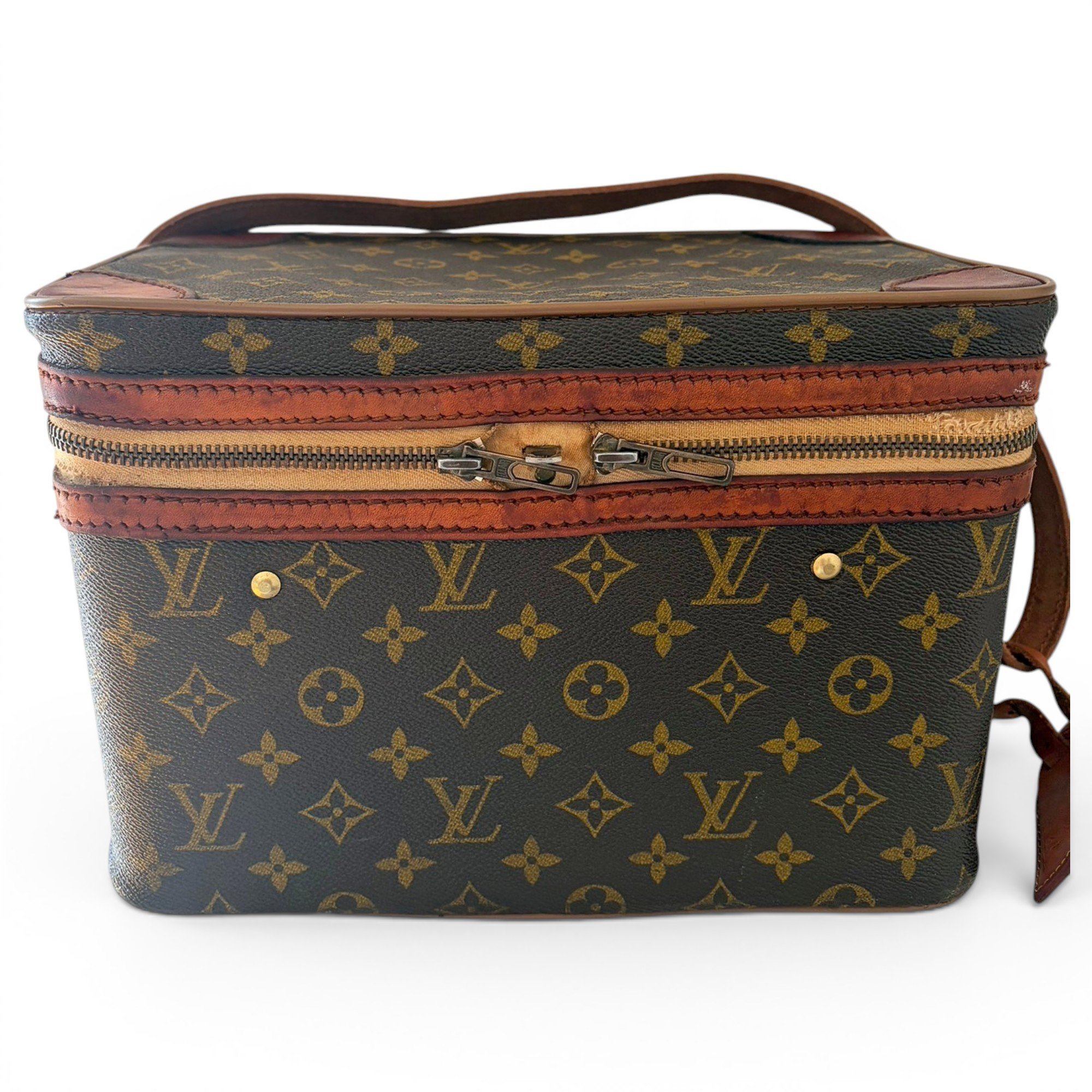 Leather vanity case