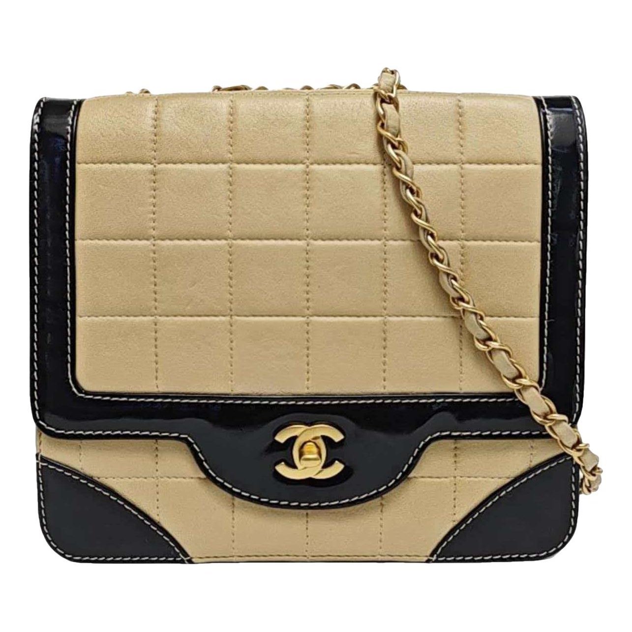 Timeless/Classique leather crossbody bag